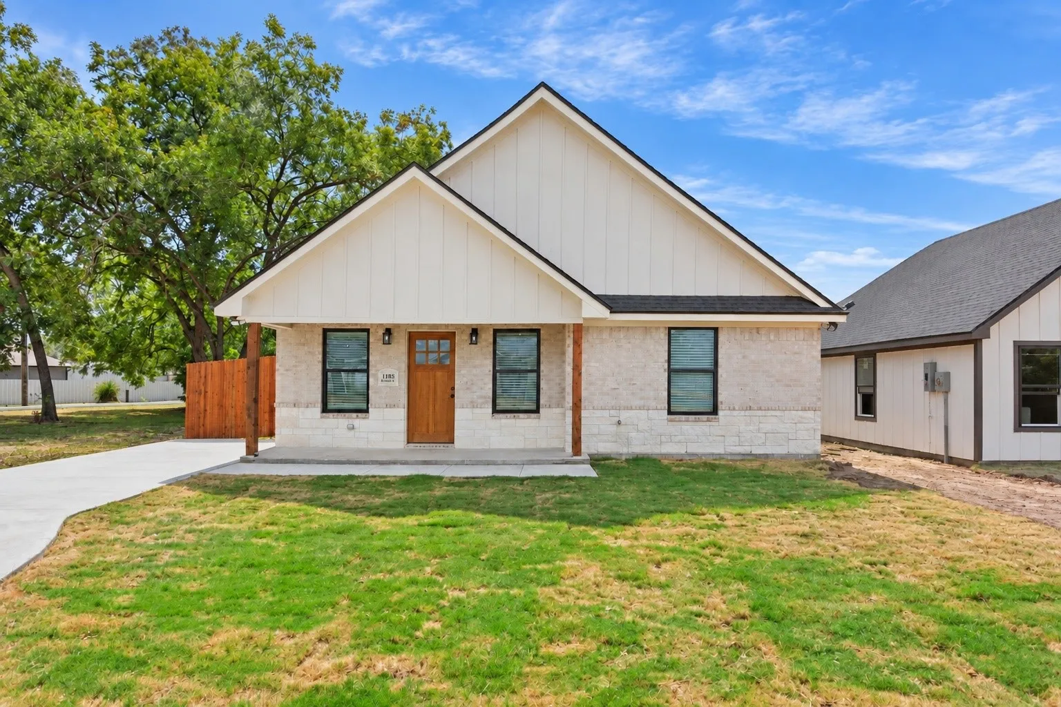 Single Family Residence For Sale in Mc Lennan County , 1105 Forrest Street, Waco, Texas 76704, 3 Bedroom, 2 Bathroom, Garage spaces, 1,448 Sqft, built in 2026, mls#21394388, Real Estate Agent in Waco, Homes For Sale in Mc Lennan county, Homes For Sale in Waco, Realtor in Waco Texas, Real Estate Brokerage Independent Realty Texas, Luminita Cordes Realtor