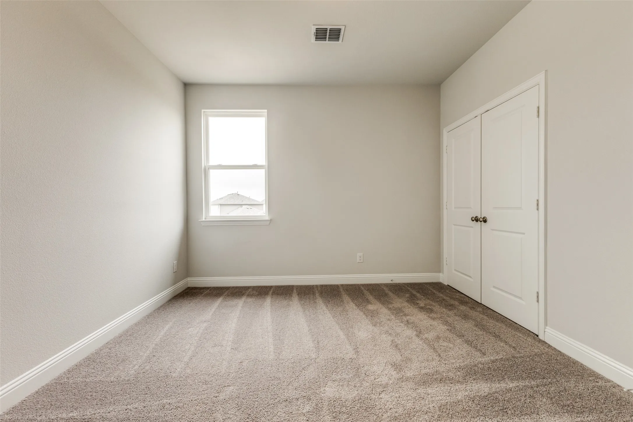 Single Family Residence For Rent in Kaufman County , 1519 Vermillion Street, Forney, Texas 75126, 4 Bedroom, 3 Bathroom, 2 Garage spaces, 2,035 Sqft, built in 2024, mls#21394609, Real Estate Agent in Forney, Homes For Rent in Kaufman county, Homes For Rent in Forney, Realtor in Forney Texas, Real Estate Brokerage Independent Realty Texas, Luminita Cordes Realtor