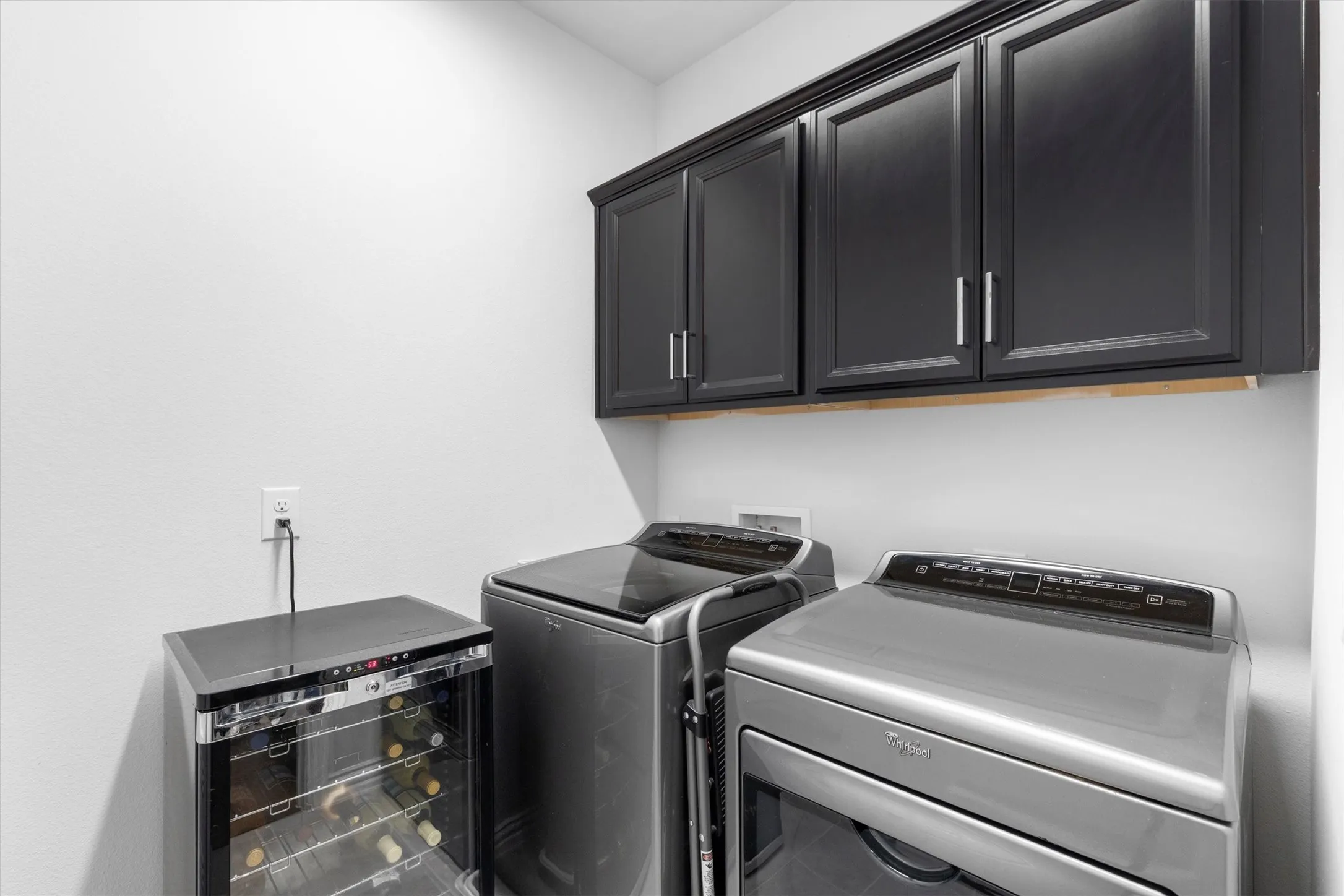 Condominium For Sale in Collin County , 651 N Watters Road 5205, Allen, Texas 75013, 2 Bedroom, 2 Bathroom, 1 Garage spaces, 1,535 Sqft, built in 2020, mls#21394593, Real Estate Agent in Allen, Homes For Sale in Collin county, Homes For Sale in Allen, Realtor in Allen Texas, Real Estate Brokerage Independent Realty Texas, Luminita Cordes Realtor