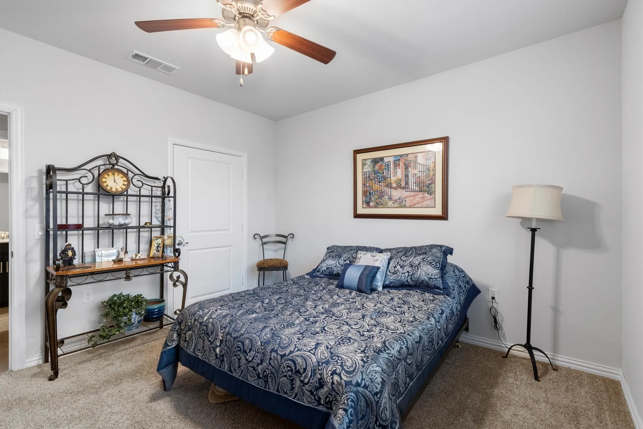 Condominium For Sale in Collin County , 651 N Watters Road 5205, Allen, Texas 75013, 2 Bedroom, 2 Bathroom, 1 Garage spaces, 1,535 Sqft, built in 2020, mls#21394593, Real Estate Agent in Allen, Homes For Sale in Collin county, Homes For Sale in Allen, Realtor in Allen Texas, Real Estate Brokerage Independent Realty Texas, Luminita Cordes Realtor