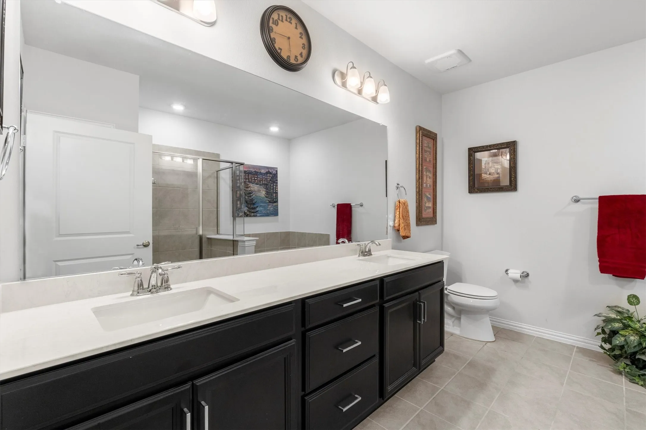 Condominium For Sale in Collin County , 651 N Watters Road 5205, Allen, Texas 75013, 2 Bedroom, 2 Bathroom, 1 Garage spaces, 1,535 Sqft, built in 2020, mls#21394593, Real Estate Agent in Allen, Homes For Sale in Collin county, Homes For Sale in Allen, Realtor in Allen Texas, Real Estate Brokerage Independent Realty Texas, Luminita Cordes Realtor