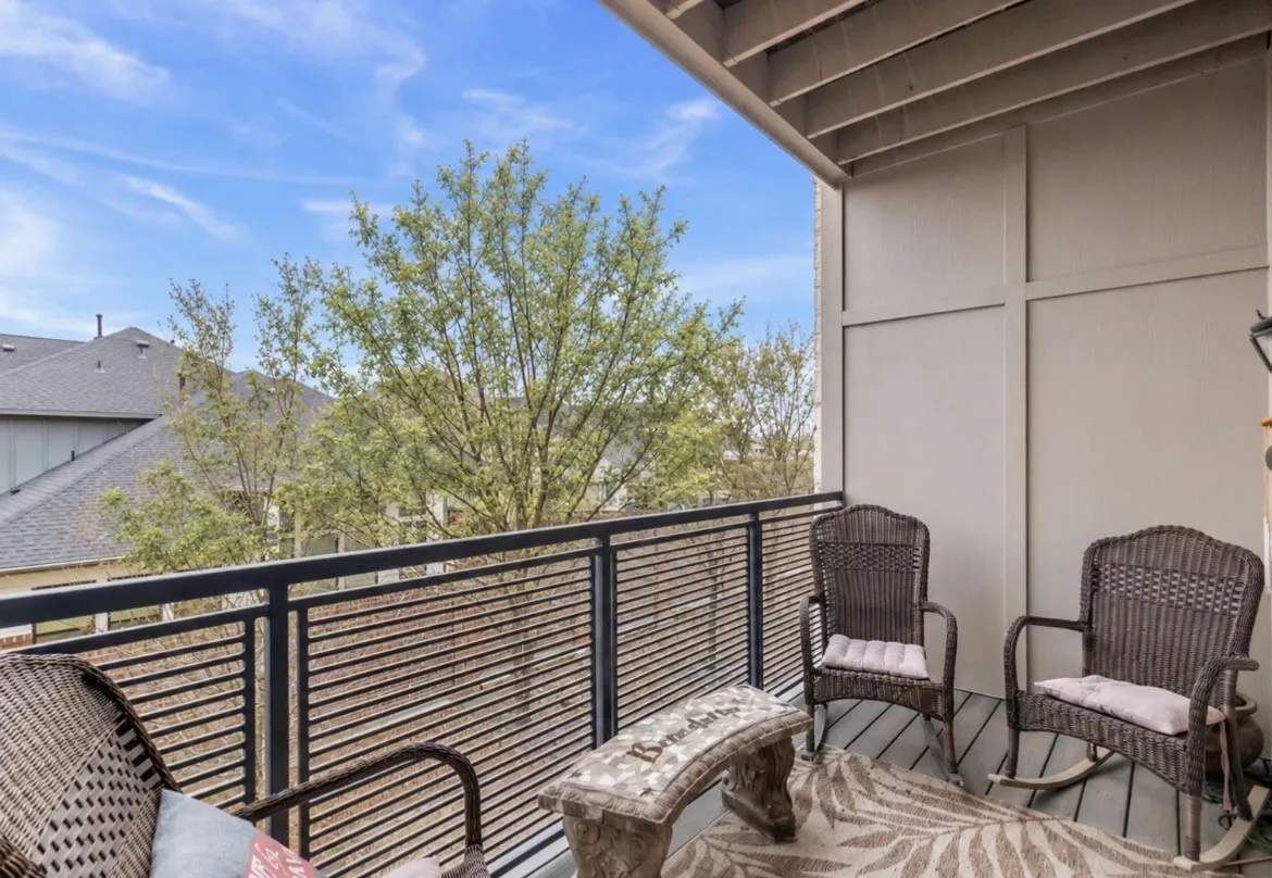 Condominium For Sale in Collin County , 651 N Watters Road 5205, Allen, Texas 75013, 2 Bedroom, 2 Bathroom, 1 Garage spaces, 1,535 Sqft, built in 2020, mls#21394593, Real Estate Agent in Allen, Homes For Sale in Collin county, Homes For Sale in Allen, Realtor in Allen Texas, Real Estate Brokerage Independent Realty Texas, Luminita Cordes Realtor
