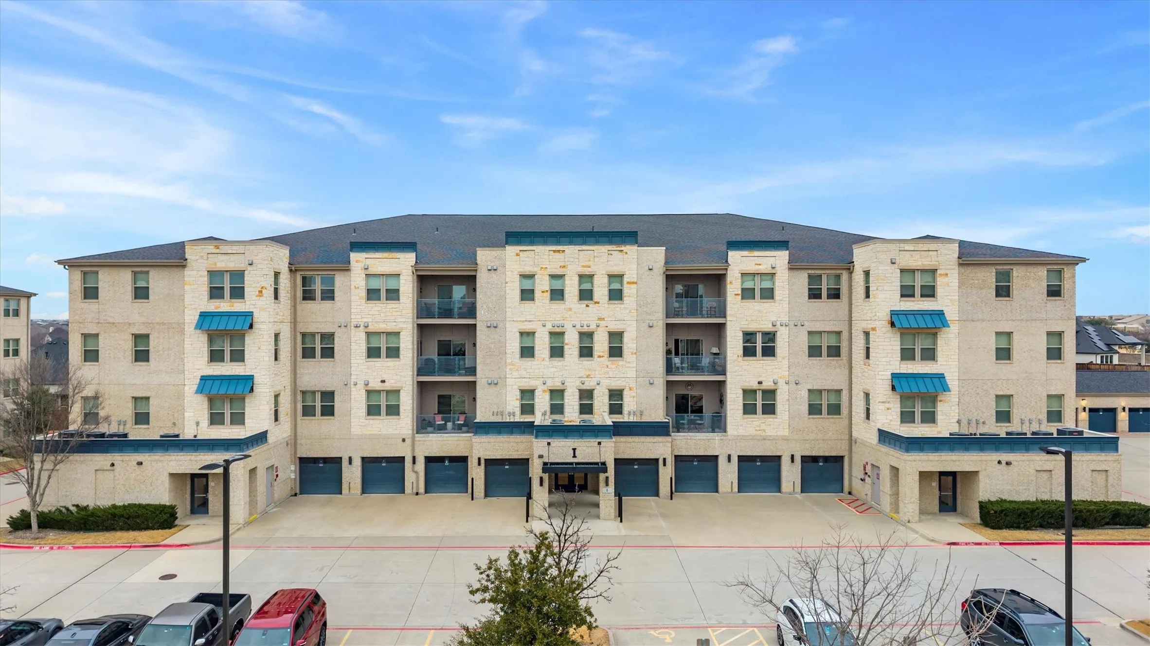 Condominium For Sale in Collin County , 651 N Watters Road 5205, Allen, Texas 75013, 2 Bedroom, 2 Bathroom, 1 Garage spaces, 1,535 Sqft, built in 2020, mls#21394593, Real Estate Agent in Allen, Homes For Sale in Collin county, Homes For Sale in Allen, Realtor in Allen Texas, Real Estate Brokerage Independent Realty Texas, Luminita Cordes Realtor