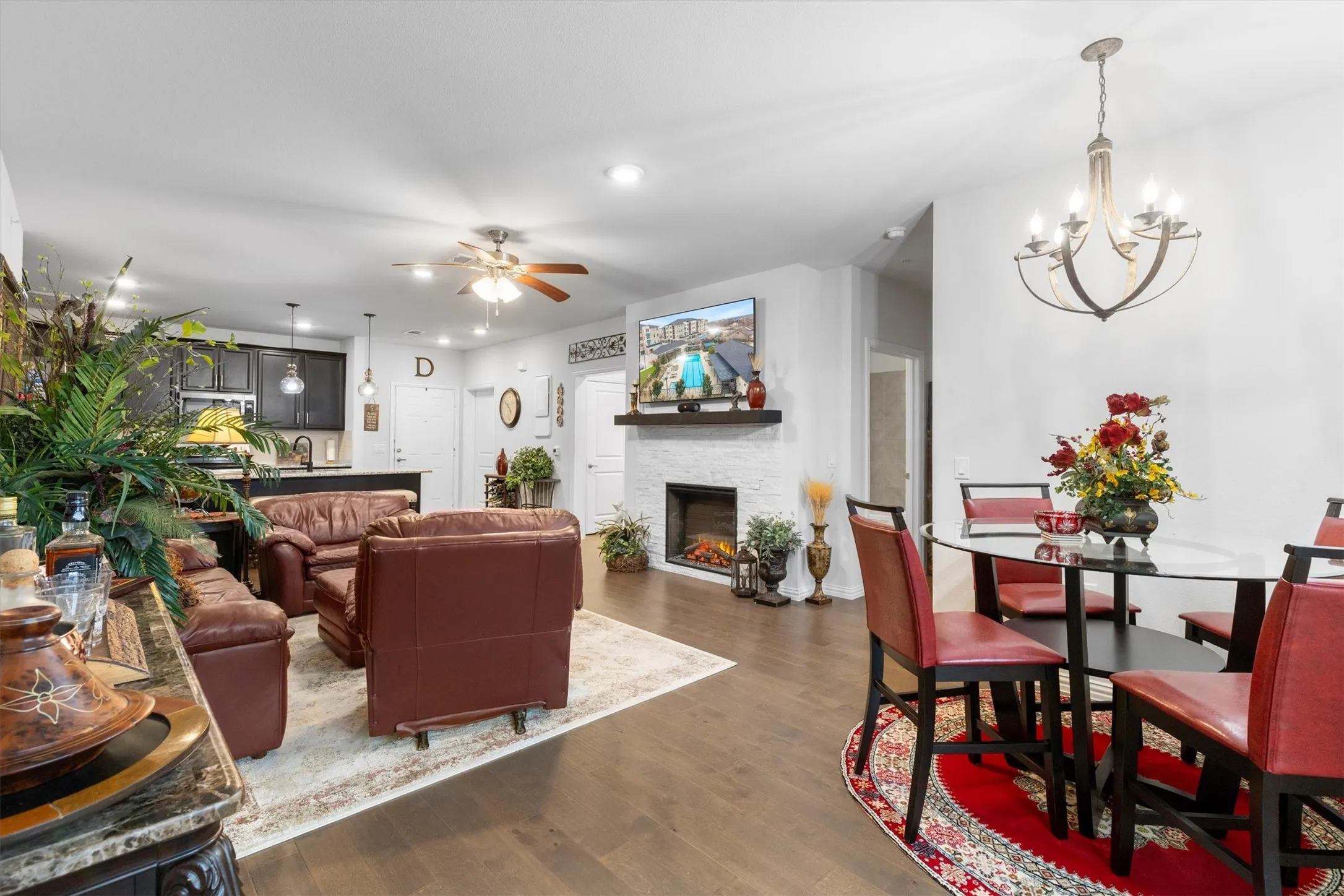 Condominium For Sale in Collin County , 651 N Watters Road 5205, Allen, Texas 75013, 2 Bedroom, 2 Bathroom, 1 Garage spaces, 1,535 Sqft, built in 2020, mls#21394593, Real Estate Agent in Allen, Homes For Sale in Collin county, Homes For Sale in Allen, Realtor in Allen Texas, Real Estate Brokerage Independent Realty Texas, Luminita Cordes Realtor