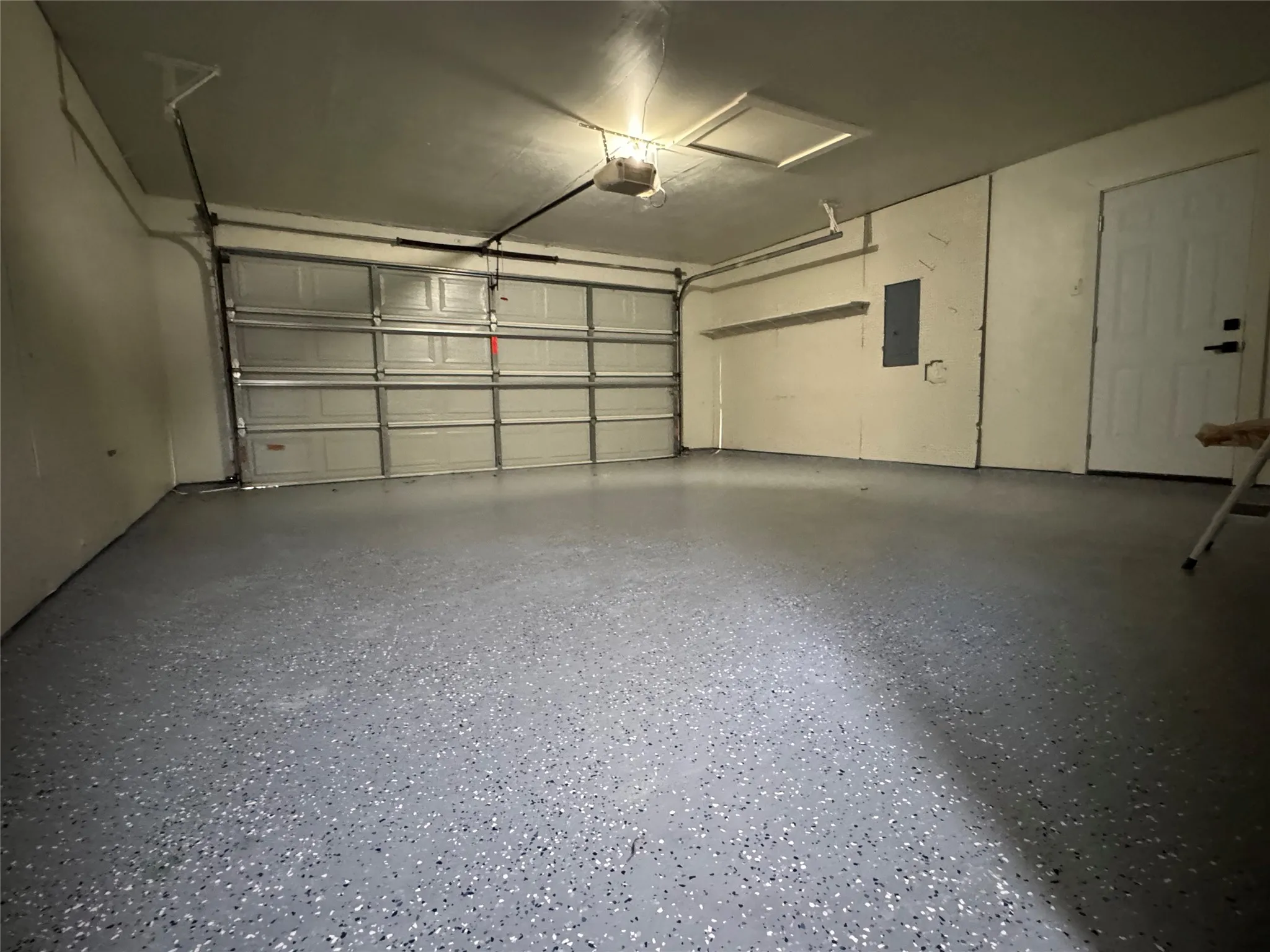 Single Family Residence For Sale in Dallas County , 2105 Drake Drive, Richardson, Texas 75081, 4 Bedroom, 2 Bathroom, 2 Garage spaces, 1,832 Sqft, built in 1973, mls#21394616, Real Estate Agent in Richardson, Homes For Sale in Dallas county, Homes For Sale in Richardson, Realtor in Richardson Texas, Real Estate Brokerage Independent Realty Texas, Luminita Cordes Realtor
