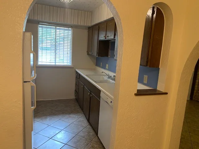 Single Family Residence For Rent in Dallas County , 1221 Willow Wood Court, Irving, Texas 75060, 3 Bedroom, 3 Bathroom, 2 Garage spaces, 1,376 Sqft, built in 1973, mls#21394622, Real Estate Agent in Irving, Homes For Rent in Dallas county, Homes For Rent in Irving, Realtor in Irving Texas, Real Estate Brokerage Independent Realty Texas, Luminita Cordes Realtor