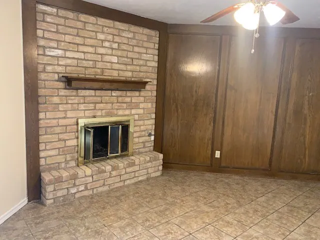 Single Family Residence For Rent in Dallas County , 1221 Willow Wood Court, Irving, Texas 75060, 3 Bedroom, 3 Bathroom, 2 Garage spaces, 1,376 Sqft, built in 1973, mls#21394622, Real Estate Agent in Irving, Homes For Rent in Dallas county, Homes For Rent in Irving, Realtor in Irving Texas, Real Estate Brokerage Independent Realty Texas, Luminita Cordes Realtor