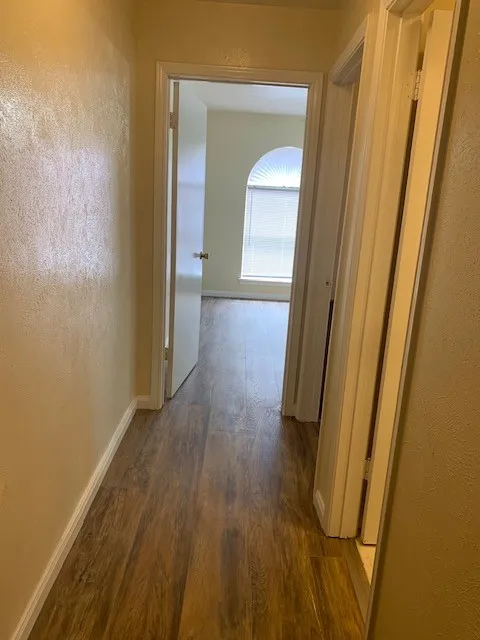 Single Family Residence For Rent in Dallas County , 1221 Willow Wood Court, Irving, Texas 75060, 3 Bedroom, 3 Bathroom, 2 Garage spaces, 1,376 Sqft, built in 1973, mls#21394622, Real Estate Agent in Irving, Homes For Rent in Dallas county, Homes For Rent in Irving, Realtor in Irving Texas, Real Estate Brokerage Independent Realty Texas, Luminita Cordes Realtor