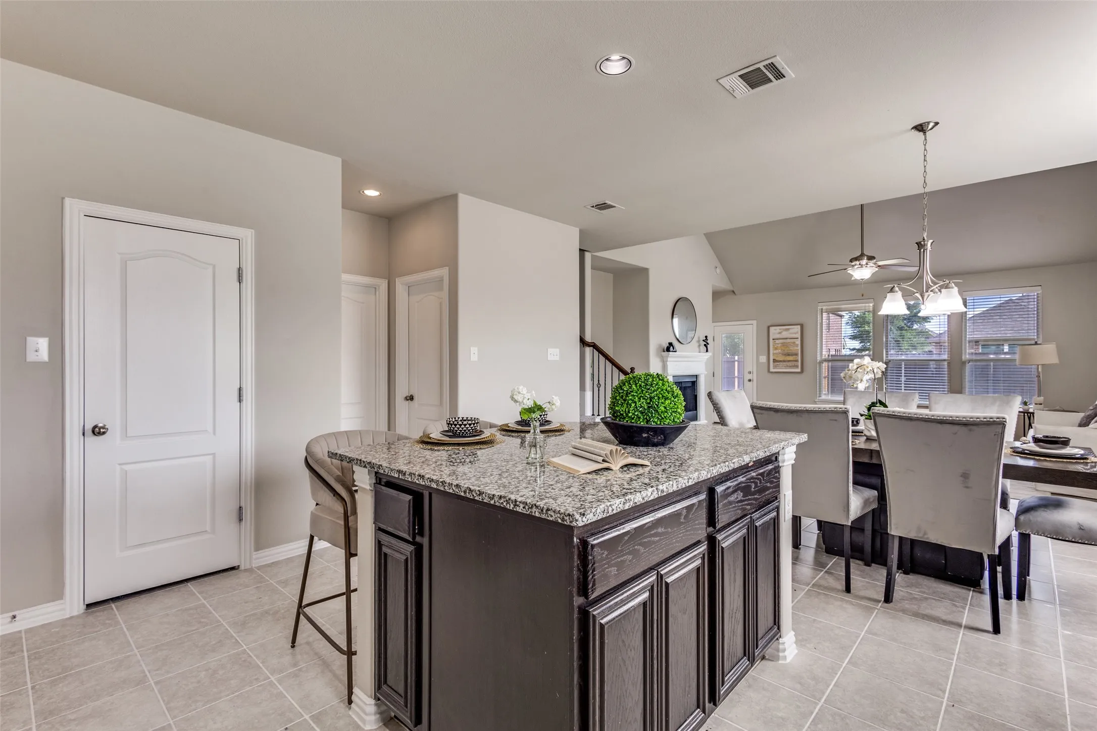 Single Family Residence For Rent in Collin County , 5609 Fremont, Mc Kinney, Texas 75071, 4 Bedroom, 3 Bathroom, 2 Garage spaces, 2,840 Sqft, built in 2016, mls#21394623, Real Estate Agent in Mc Kinney, Homes For Rent in Collin county, Homes For Rent in Mc Kinney, Realtor in Mc Kinney Texas, Real Estate Brokerage Independent Realty Texas, Luminita Cordes Realtor
