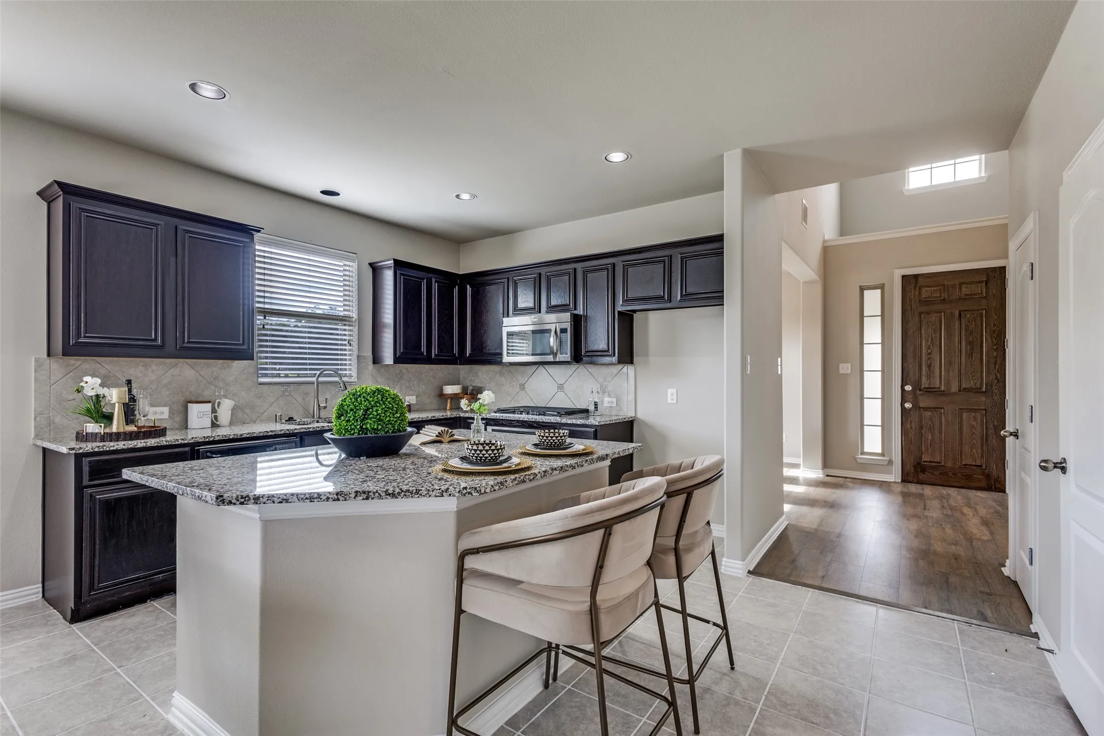 Single Family Residence For Rent in Collin County , 5609 Fremont, Mc Kinney, Texas 75071, 4 Bedroom, 3 Bathroom, 2 Garage spaces, 2,840 Sqft, built in 2016, mls#21394623, Real Estate Agent in Mc Kinney, Homes For Rent in Collin county, Homes For Rent in Mc Kinney, Realtor in Mc Kinney Texas, Real Estate Brokerage Independent Realty Texas, Luminita Cordes Realtor