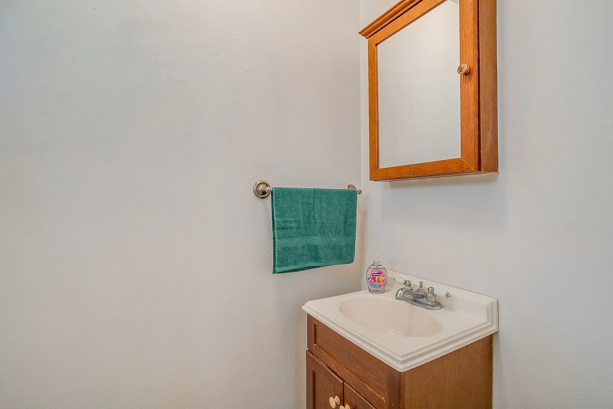 1/2 bath in garage