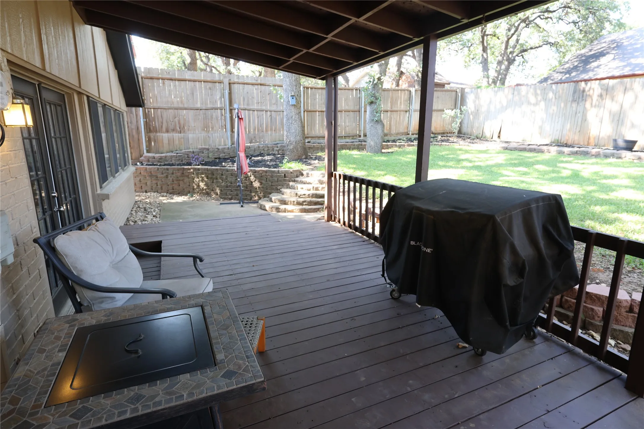 Single Family Residence For Sale in Tarrant County , 2813 Meandering Way, Bedford, Texas 76021, 4 Bedroom, 2 Bathroom, 2 Garage spaces, 2,043 Sqft, built in 1977, mls#21394625, Real Estate Agent in Bedford, Homes For Sale in Tarrant county, Homes For Sale in Bedford, Realtor in Bedford Texas, Real Estate Brokerage Independent Realty Texas, Luminita Cordes Realtor