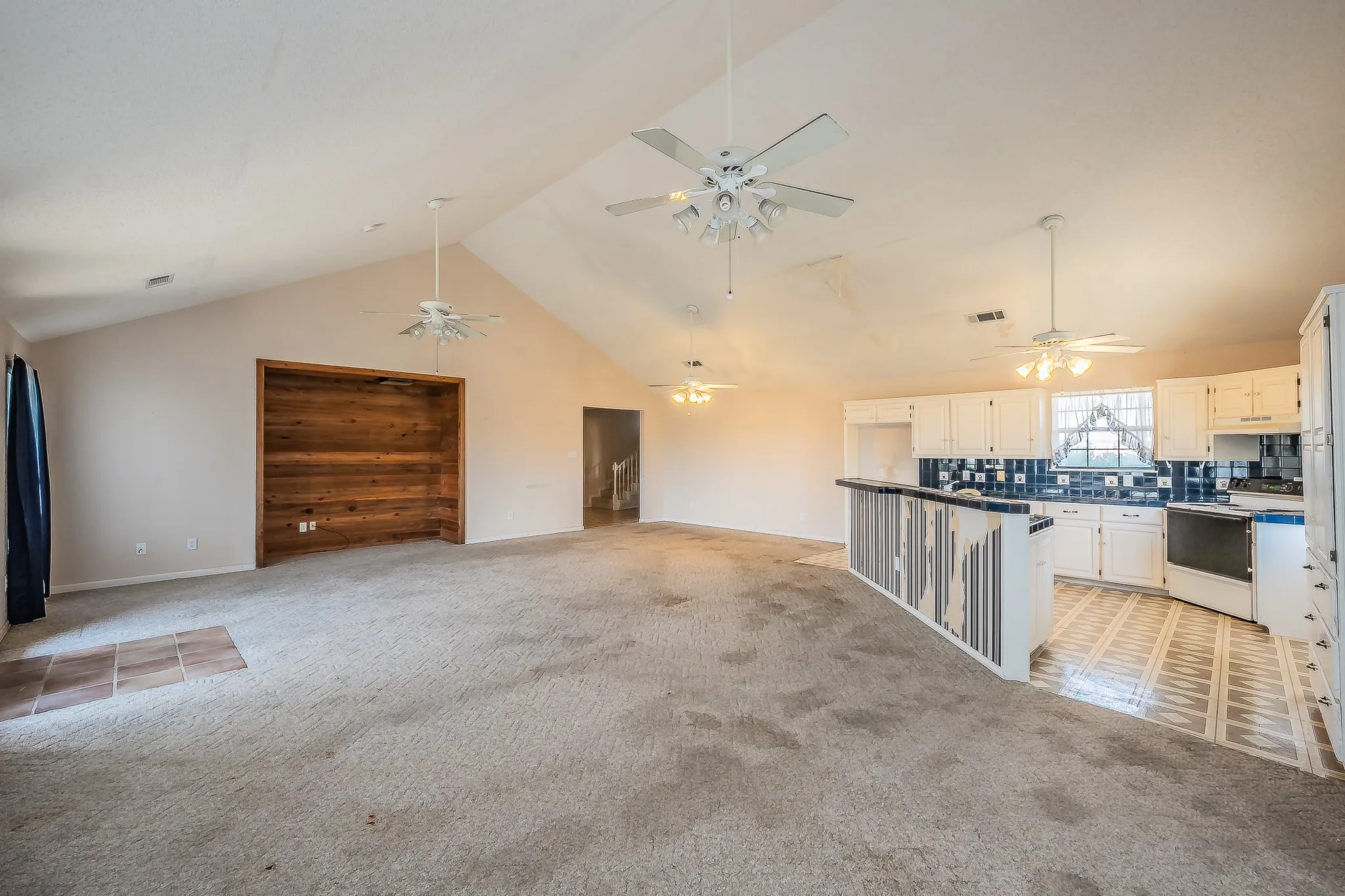Single Family Residence For Sale in Collin County , 18742 Webb, Nevada, Texas 75173, 4 Bedroom, 4 Bathroom, 2 Garage spaces, 2,608 Sqft, built in 1996, mls#21392576, Real Estate Agent in Nevada, Homes For Sale in Collin county, Homes For Sale in Nevada, Realtor in Nevada Texas, Real Estate Brokerage Independent Realty Texas, Luminita Cordes Realtor