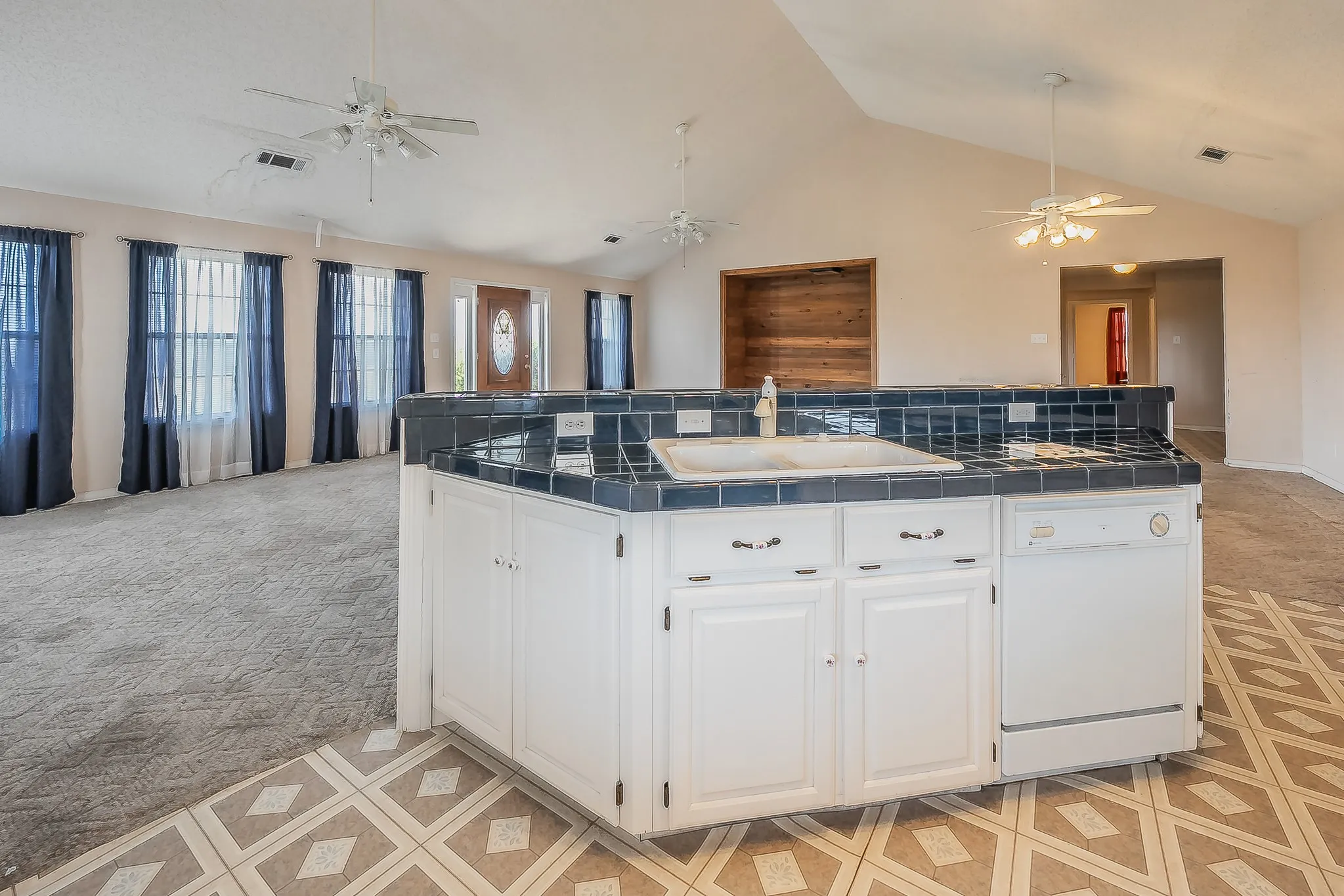 Single Family Residence For Sale in Collin County , 18742 Webb, Nevada, Texas 75173, 4 Bedroom, 4 Bathroom, 2 Garage spaces, 2,608 Sqft, built in 1996, mls#21392576, Real Estate Agent in Nevada, Homes For Sale in Collin county, Homes For Sale in Nevada, Realtor in Nevada Texas, Real Estate Brokerage Independent Realty Texas, Luminita Cordes Realtor