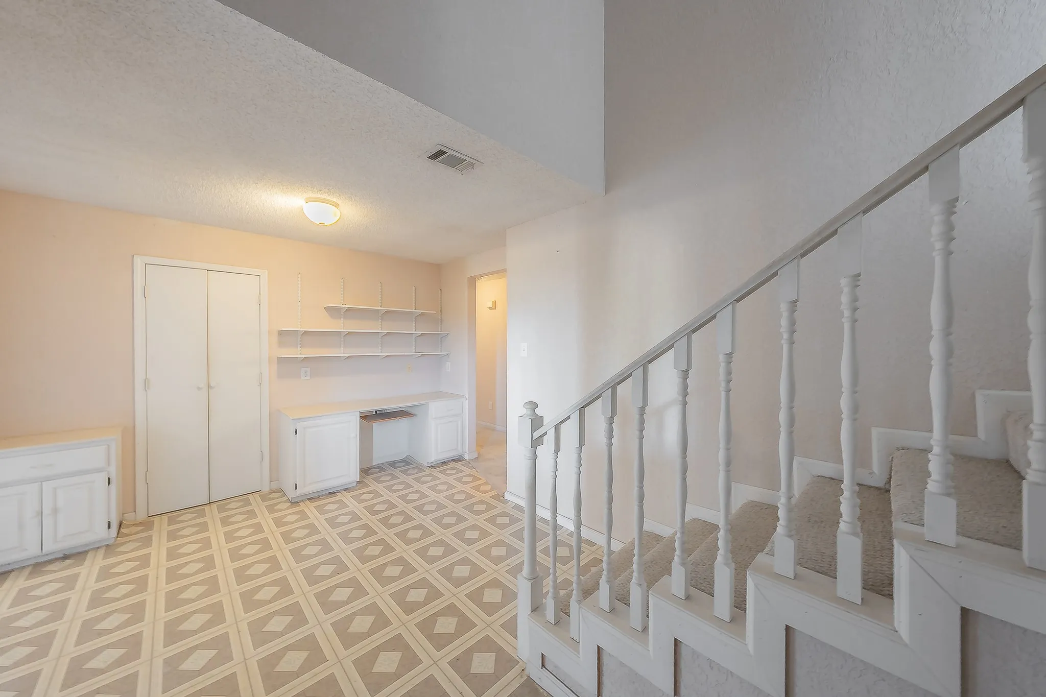 Single Family Residence For Sale in Collin County , 18742 Webb, Nevada, Texas 75173, 4 Bedroom, 4 Bathroom, 2 Garage spaces, 2,608 Sqft, built in 1996, mls#21392576, Real Estate Agent in Nevada, Homes For Sale in Collin county, Homes For Sale in Nevada, Realtor in Nevada Texas, Real Estate Brokerage Independent Realty Texas, Luminita Cordes Realtor