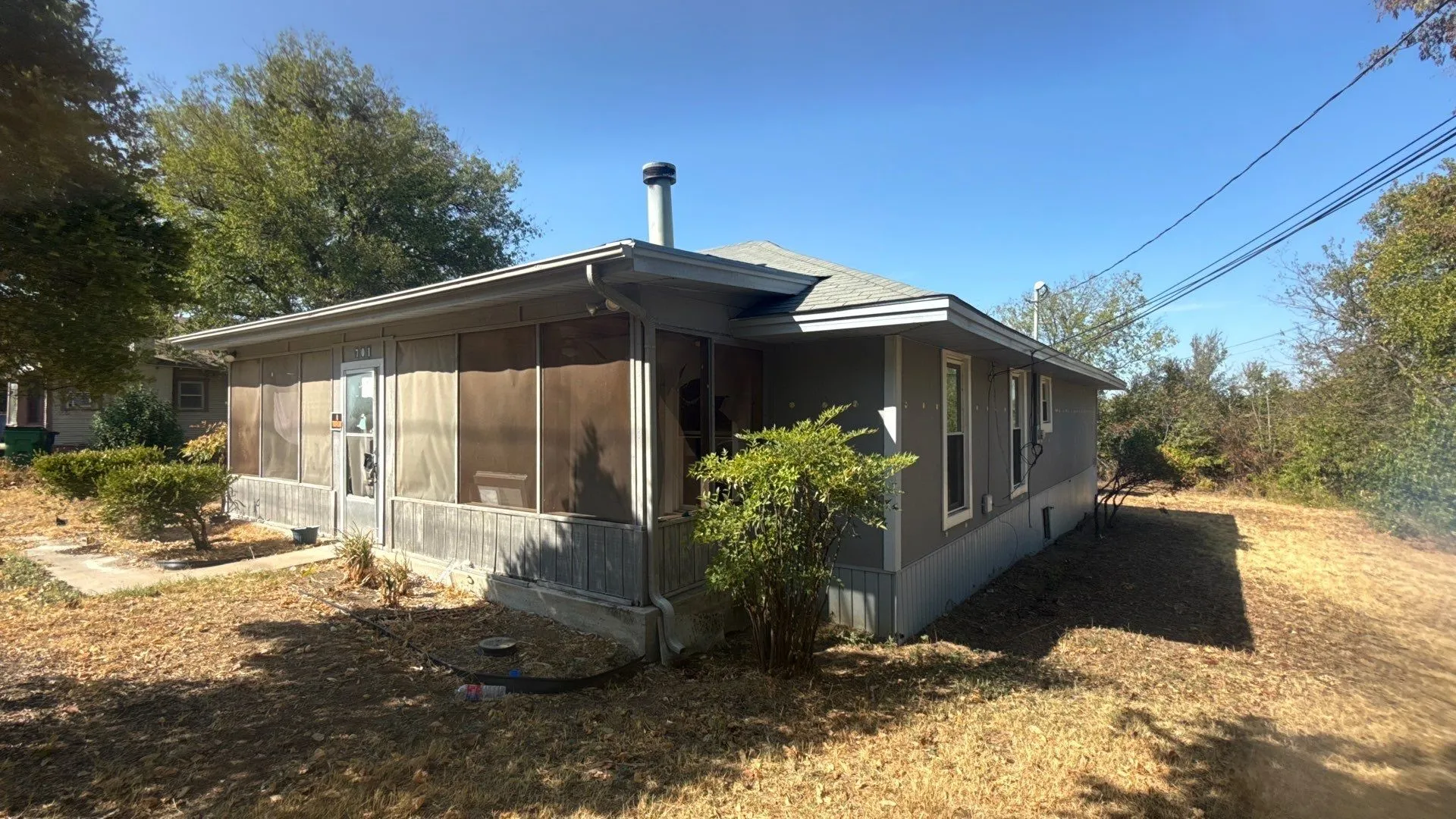 Single Family Residence For Sale in Wise County , 701 N Newark Street, Decatur, Texas 76234, 3 Bedroom, 1 Bathroom, Garage spaces, 1,396 Sqft, built in 1955, mls#21392343, Real Estate Agent in Decatur, Homes For Sale in Wise county, Homes For Sale in Decatur, Realtor in Decatur Texas, Real Estate Brokerage Independent Realty Texas, Luminita Cordes Realtor