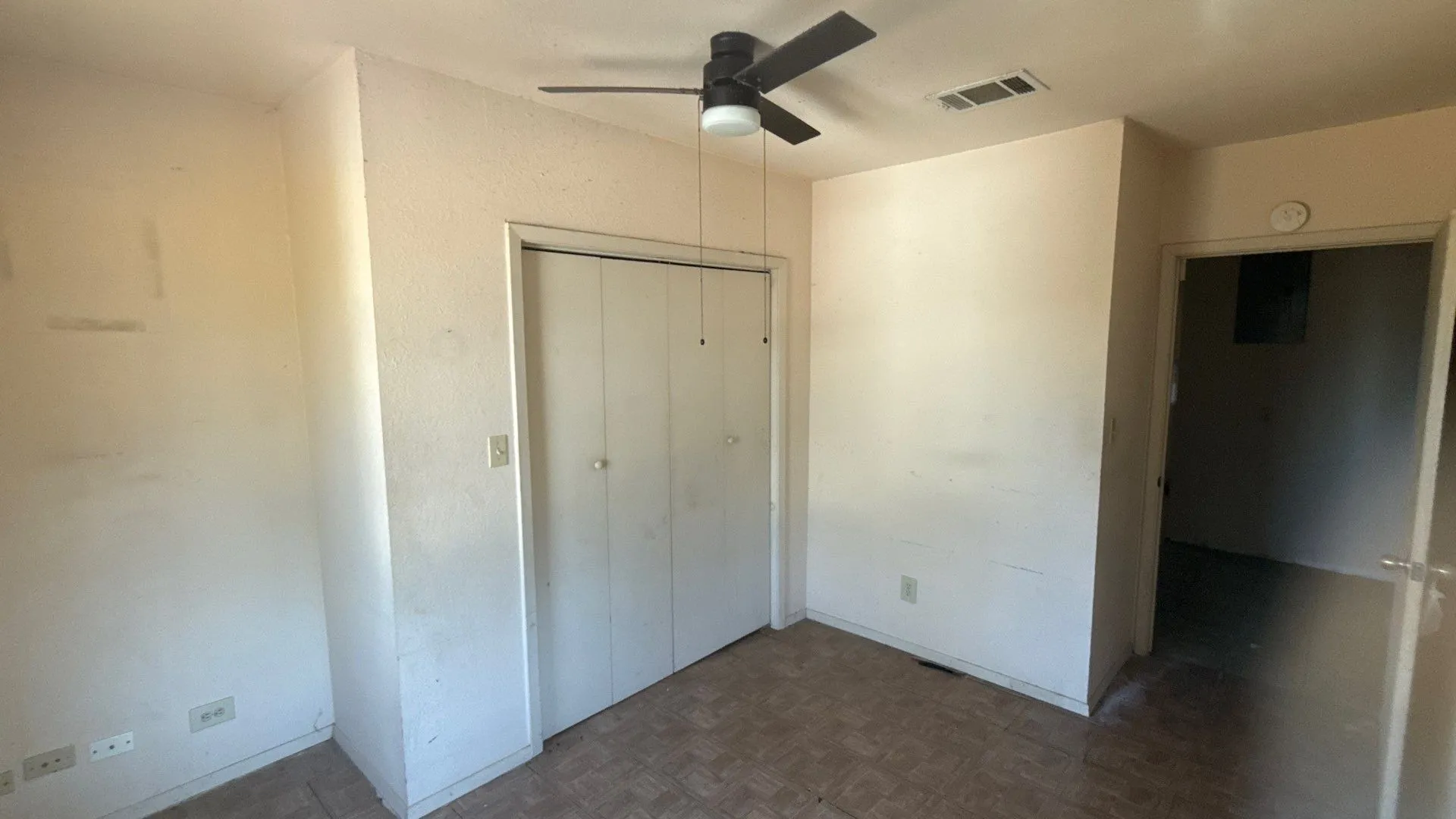 Single Family Residence For Sale in Wise County , 701 N Newark Street, Decatur, Texas 76234, 3 Bedroom, 1 Bathroom, Garage spaces, 1,396 Sqft, built in 1955, mls#21392343, Real Estate Agent in Decatur, Homes For Sale in Wise county, Homes For Sale in Decatur, Realtor in Decatur Texas, Real Estate Brokerage Independent Realty Texas, Luminita Cordes Realtor