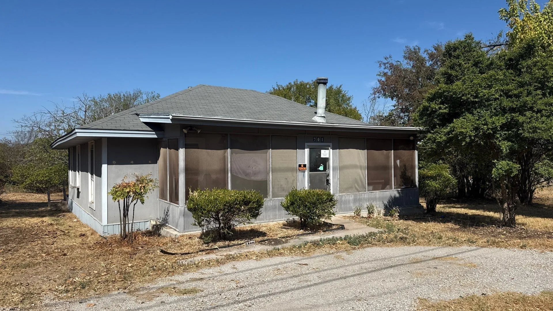 Single Family Residence For Sale in Wise County , 701 N Newark Street, Decatur, Texas 76234, 3 Bedroom, 1 Bathroom, Garage spaces, 1,396 Sqft, built in 1955, mls#21392343, Real Estate Agent in Decatur, Homes For Sale in Wise county, Homes For Sale in Decatur, Realtor in Decatur Texas, Real Estate Brokerage Independent Realty Texas, Luminita Cordes Realtor