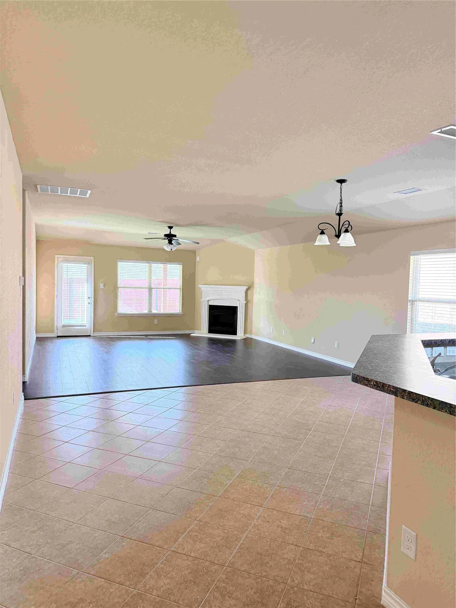 Single Family Residence For Sale in Denton County , 2400 Jonathan Creek Drive, Little Elm, Texas 75068, 4 Bedroom, 2 Bathroom, 2 Garage spaces, 2,189 Sqft, built in 2013, mls#21394635, Real Estate Agent in Little Elm, Homes For Sale in Denton county, Homes For Sale in Little Elm, Realtor in Little Elm Texas, Real Estate Brokerage Independent Realty Texas, Luminita Cordes Realtor