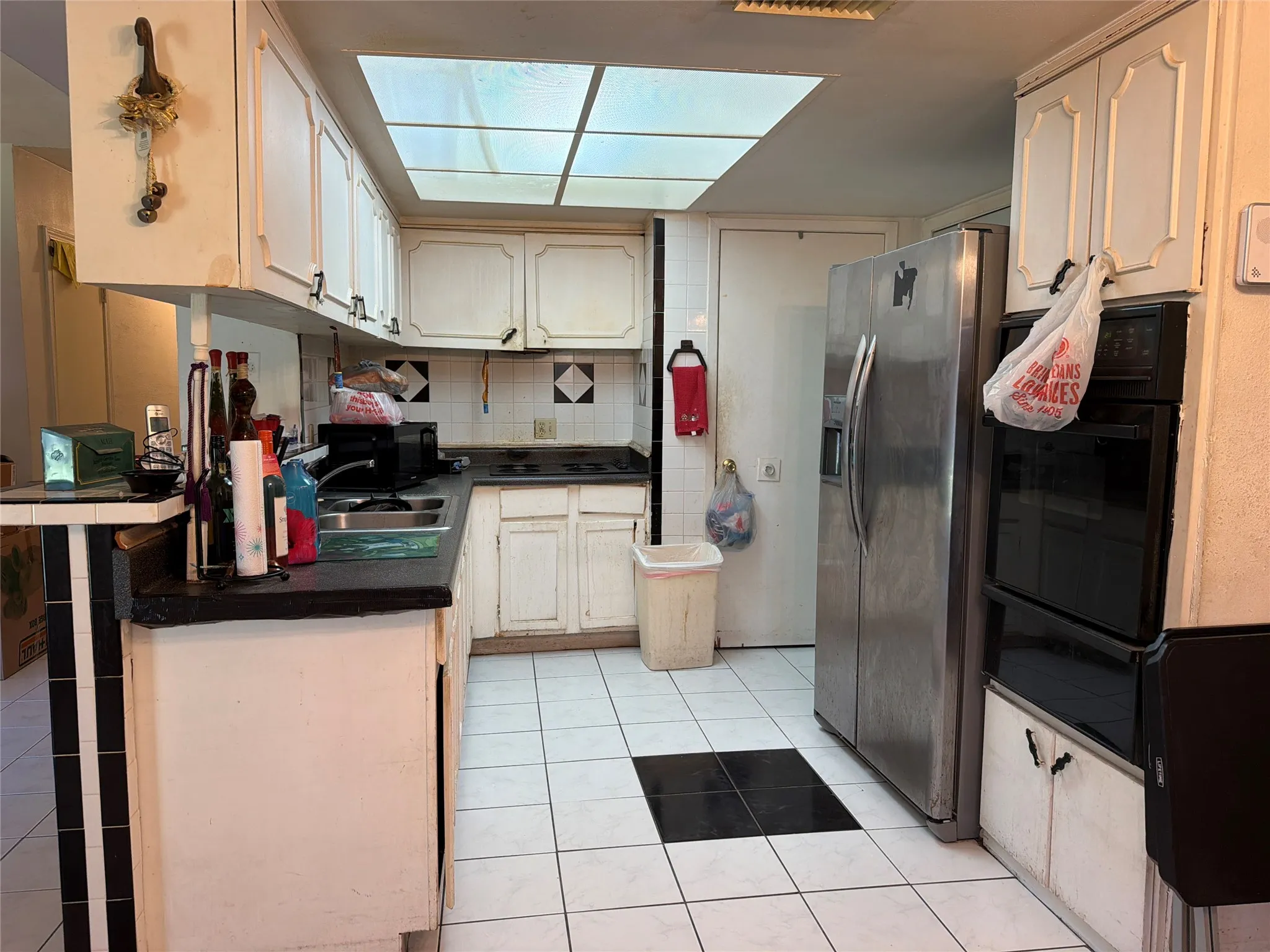 Single Family Residence For Sale in Harris County , 7603 Cabot Street, Houston, Texas 77016, 4 Bedroom, 2 Bathroom, 2 Garage spaces, 1,601 Sqft, built in 1960, mls#21394636, Real Estate Agent in Houston, Homes For Sale in Harris county, Homes For Sale in Houston, Realtor in Houston Texas, Real Estate Brokerage Independent Realty Texas, Luminita Cordes Realtor