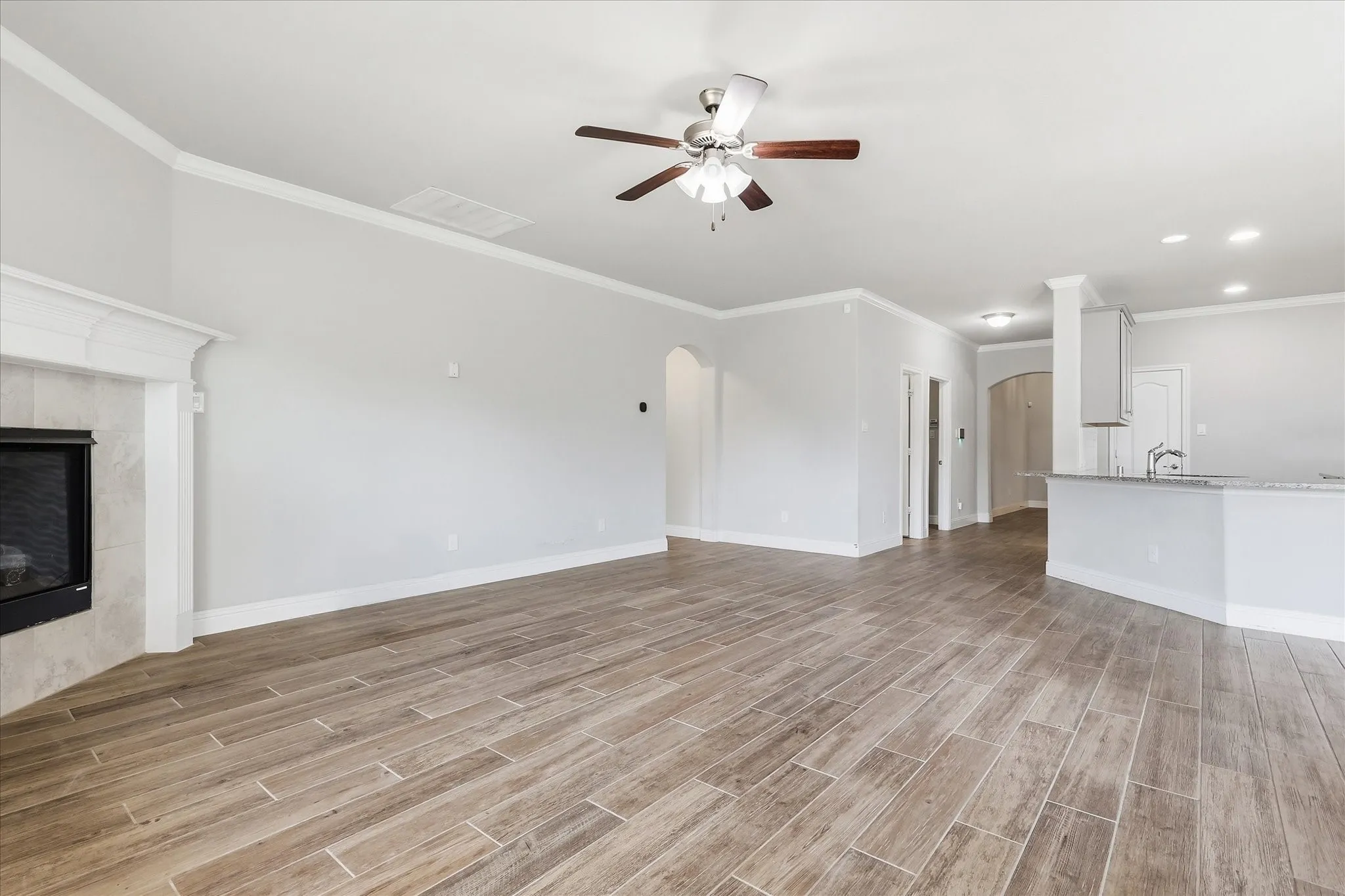 Single Family Residence For Sale in Denton County , 5904 Humber Lane, Celina, Texas 76227, 4 Bedroom, 3 Bathroom, 3 Garage spaces, 3,068 Sqft, built in 2018, mls#21394310, Real Estate Agent in Celina, Homes For Sale in Denton county, Homes For Sale in Celina, Realtor in Celina Texas, Real Estate Brokerage Independent Realty Texas, Luminita Cordes Realtor
