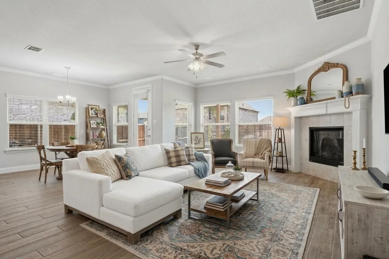 Single Family Residence For Sale in Denton County , 5904 Humber Lane, Celina, Texas 76227, 4 Bedroom, 3 Bathroom, 3 Garage spaces, 3,068 Sqft, built in 2018, mls#21394310, Real Estate Agent in Celina, Homes For Sale in Denton county, Homes For Sale in Celina, Realtor in Celina Texas, Real Estate Brokerage Independent Realty Texas, Luminita Cordes Realtor
