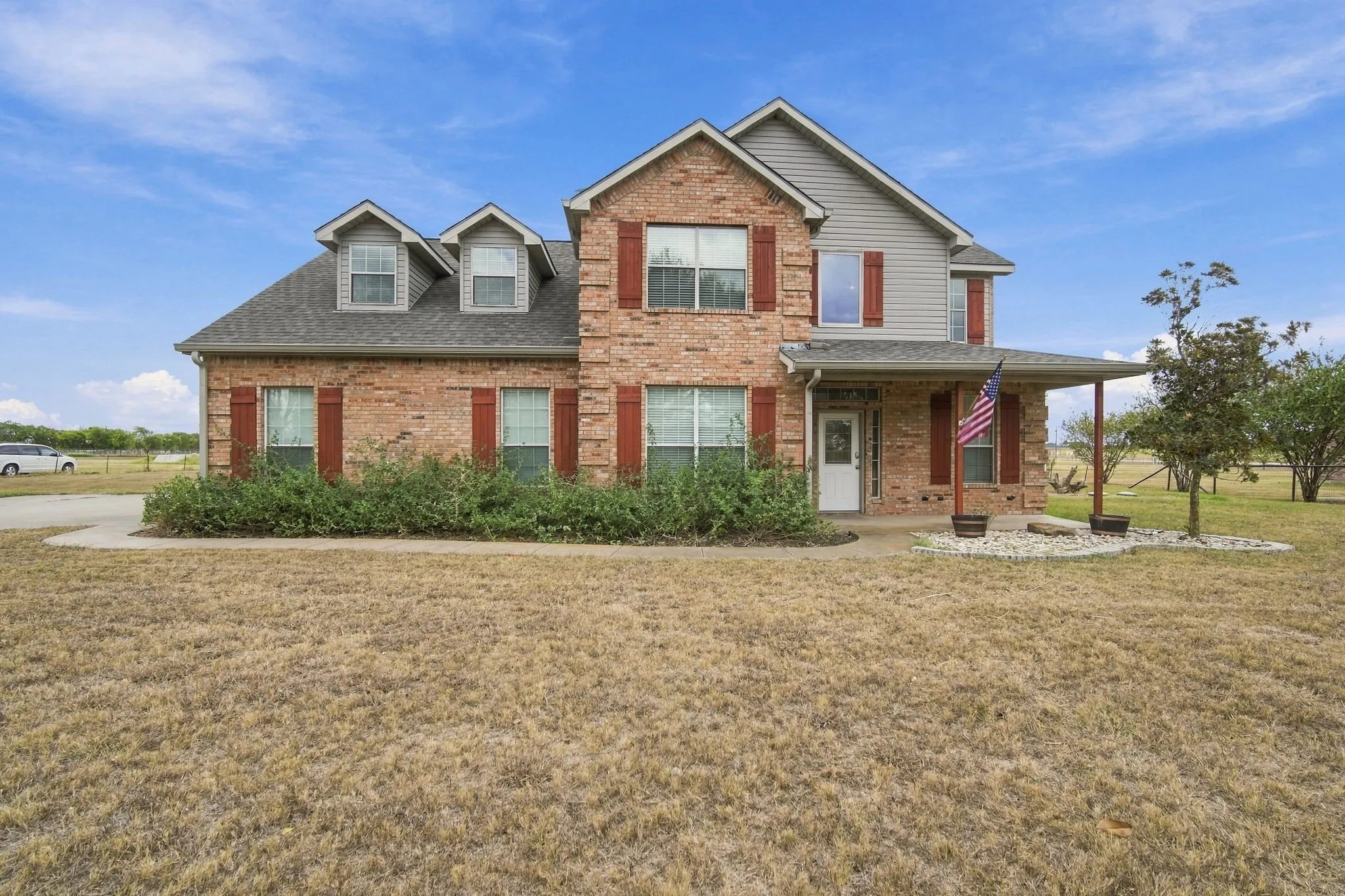 Single Family Residence For Sale in Ellis County , 1865 Old Maypearl Road, Waxahachie, Texas 75167, 4 Bedroom, 3 Bathroom, 2 Garage spaces, 2,953 Sqft, built in 2006, mls#21394642, Real Estate Agent in Waxahachie, Homes For Sale in Ellis county, Homes For Sale in Waxahachie, Realtor in Waxahachie Texas, Real Estate Brokerage Independent Realty Texas, Luminita Cordes Realtor