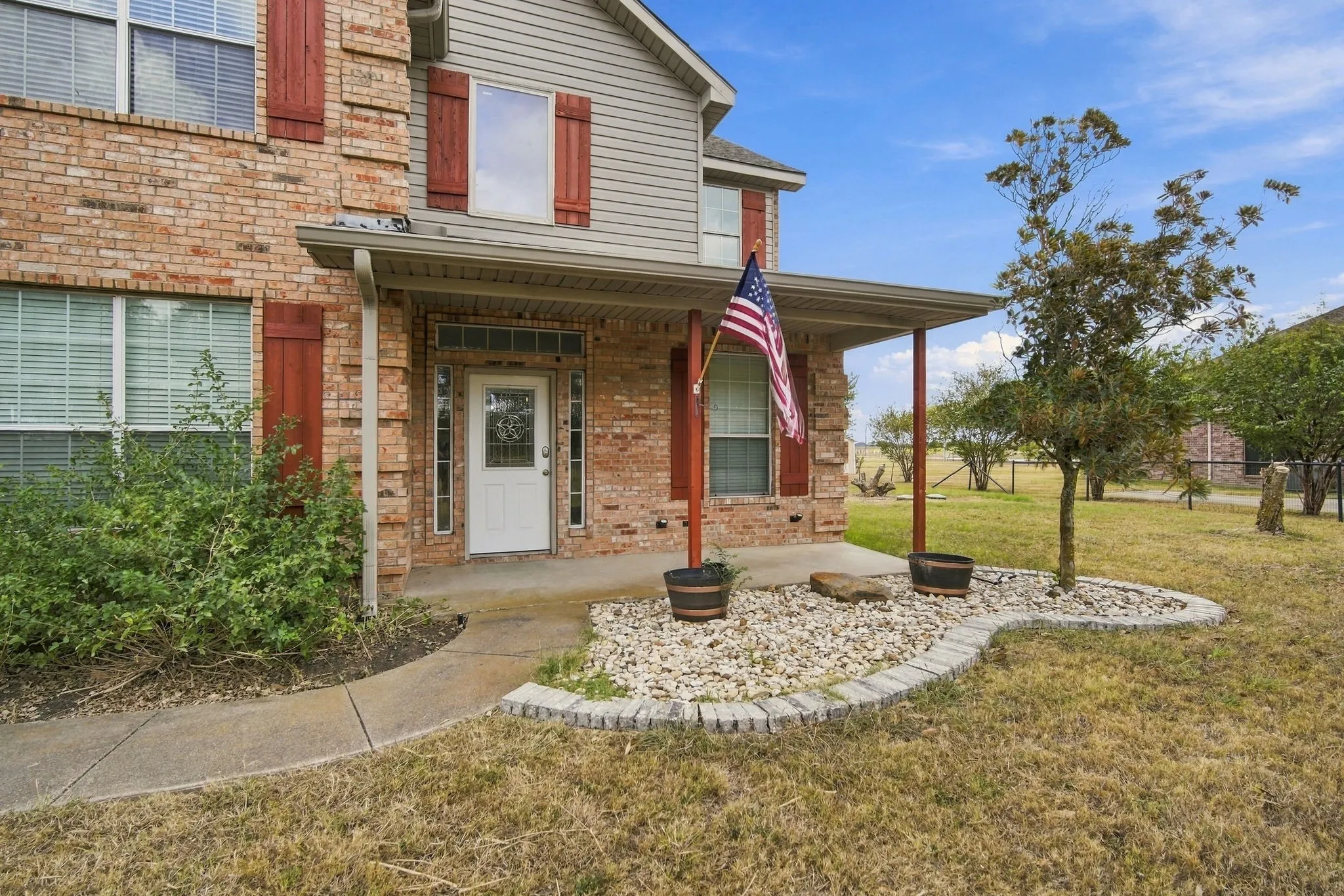 Single Family Residence For Sale in Ellis County , 1865 Old Maypearl Road, Waxahachie, Texas 75167, 4 Bedroom, 3 Bathroom, 2 Garage spaces, 2,953 Sqft, built in 2006, mls#21394642, Real Estate Agent in Waxahachie, Homes For Sale in Ellis county, Homes For Sale in Waxahachie, Realtor in Waxahachie Texas, Real Estate Brokerage Independent Realty Texas, Luminita Cordes Realtor