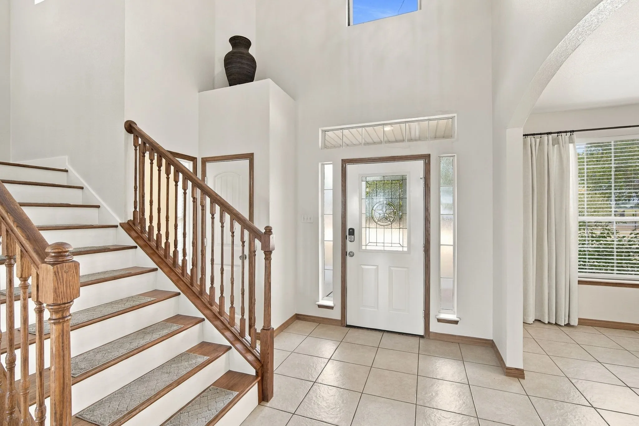 Single Family Residence For Sale in Ellis County , 1865 Old Maypearl Road, Waxahachie, Texas 75167, 4 Bedroom, 3 Bathroom, 2 Garage spaces, 2,953 Sqft, built in 2006, mls#21394642, Real Estate Agent in Waxahachie, Homes For Sale in Ellis county, Homes For Sale in Waxahachie, Realtor in Waxahachie Texas, Real Estate Brokerage Independent Realty Texas, Luminita Cordes Realtor