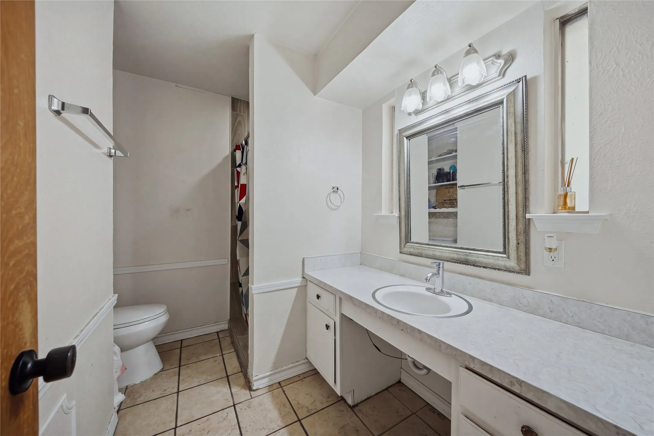 Single Family Residence For Sale in Collin County , 2909 Natalie Drive, Plano, Texas 75074, 6 Bedroom, 2 Bathroom, Garage spaces, 2,284 Sqft, built in 1966, mls#21393925, Real Estate Agent in Plano, Homes For Sale in Collin county, Homes For Sale in Plano, Realtor in Plano Texas, Real Estate Brokerage Independent Realty Texas, Luminita Cordes Realtor