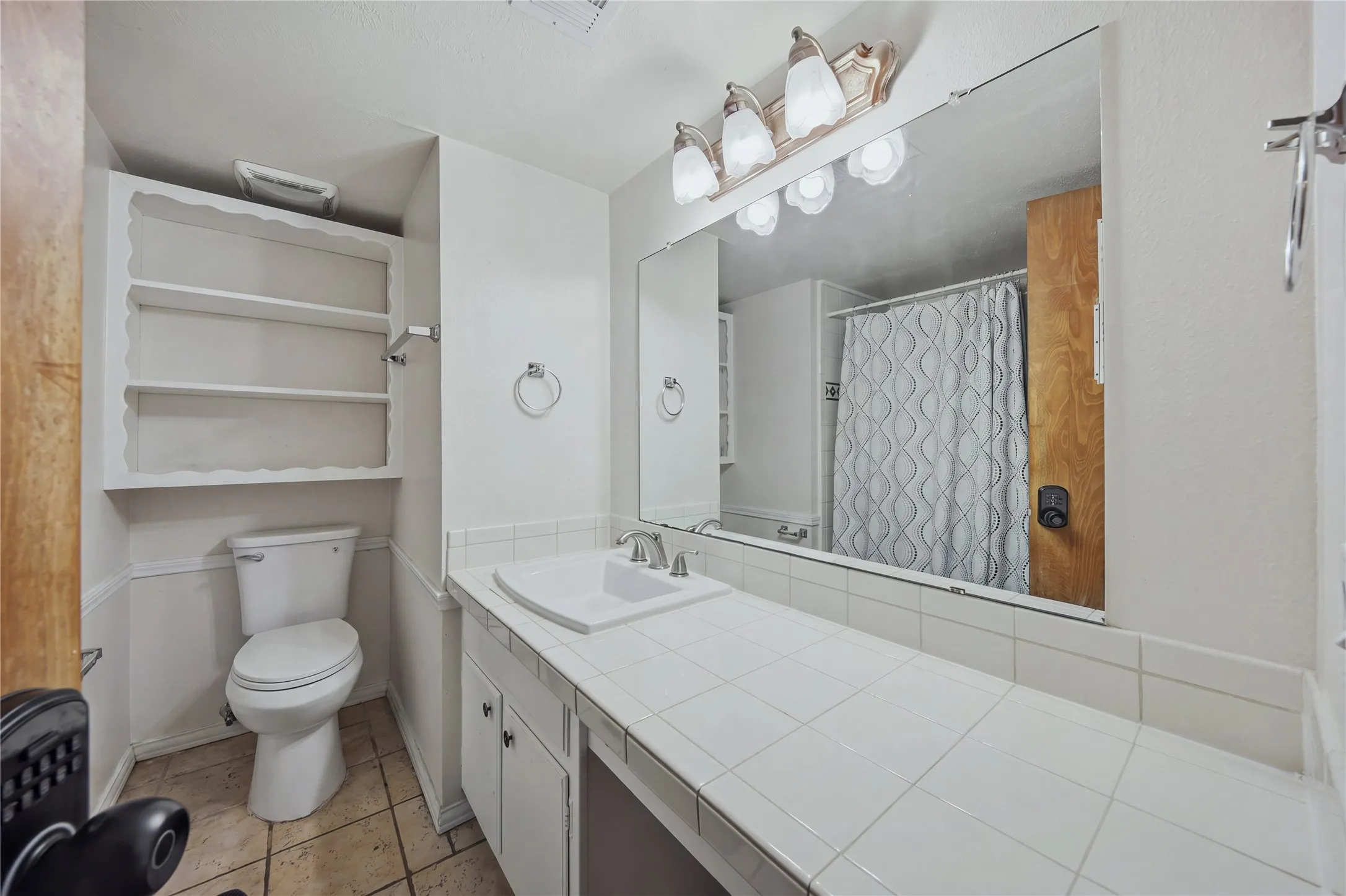 Single Family Residence For Sale in Collin County , 2909 Natalie Drive, Plano, Texas 75074, 6 Bedroom, 2 Bathroom, Garage spaces, 2,284 Sqft, built in 1966, mls#21393925, Real Estate Agent in Plano, Homes For Sale in Collin county, Homes For Sale in Plano, Realtor in Plano Texas, Real Estate Brokerage Independent Realty Texas, Luminita Cordes Realtor