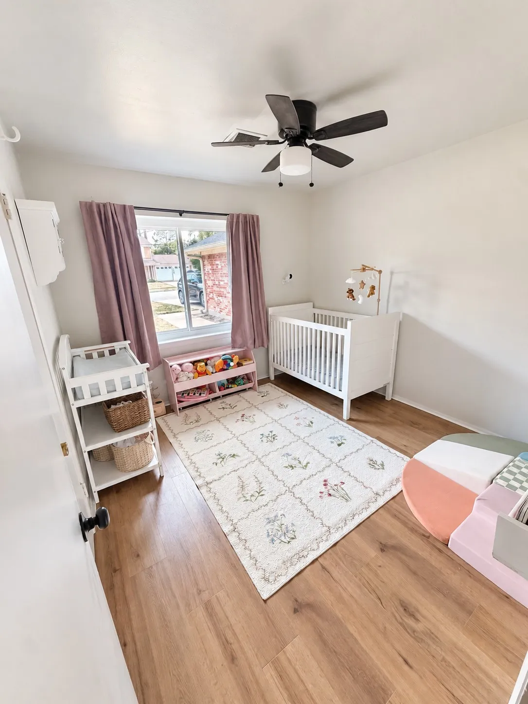 Single Family Residence For Sale in Dallas County , 2701 Briarcliff Drive, Irving, Texas 75062, 3 Bedroom, 2 Bathroom, 2 Garage spaces, 1,378 Sqft, built in 1963, mls#21393916, Real Estate Agent in Irving, Homes For Sale in Dallas county, Homes For Sale in Irving, Realtor in Irving Texas, Real Estate Brokerage Independent Realty Texas, Luminita Cordes Realtor