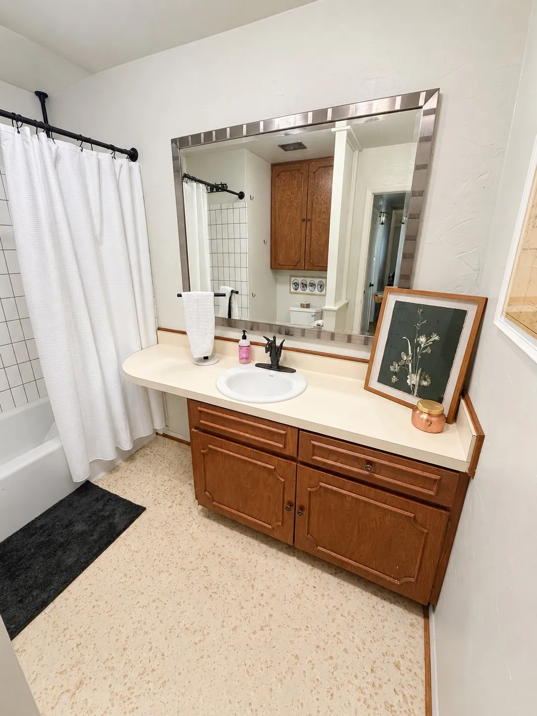 Single Family Residence For Sale in Dallas County , 2701 Briarcliff Drive, Irving, Texas 75062, 3 Bedroom, 2 Bathroom, 2 Garage spaces, 1,378 Sqft, built in 1963, mls#21393916, Real Estate Agent in Irving, Homes For Sale in Dallas county, Homes For Sale in Irving, Realtor in Irving Texas, Real Estate Brokerage Independent Realty Texas, Luminita Cordes Realtor