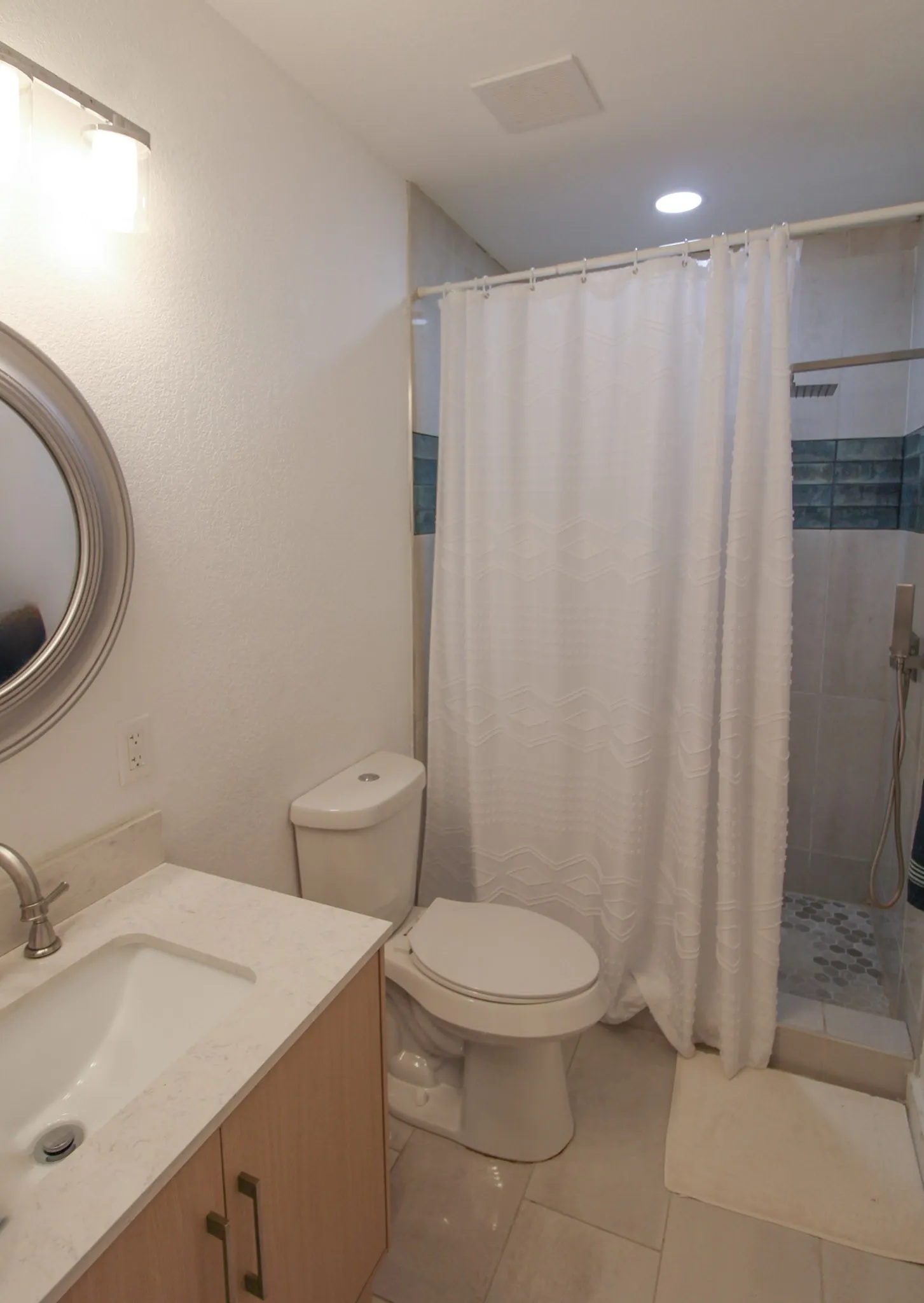 Single Family Residence For Sale in Dallas County , 3119 Eisenhower Drive, Dallas, Texas 75224, 3 Bedroom, 3 Bathroom, 1 Garage spaces, 1,198 Sqft, built in 1948, mls#21394655, Real Estate Agent in Dallas, Homes For Sale in Dallas county, Homes For Sale in Dallas, Realtor in Dallas Texas, Real Estate Brokerage Independent Realty Texas, Luminita Cordes Realtor
