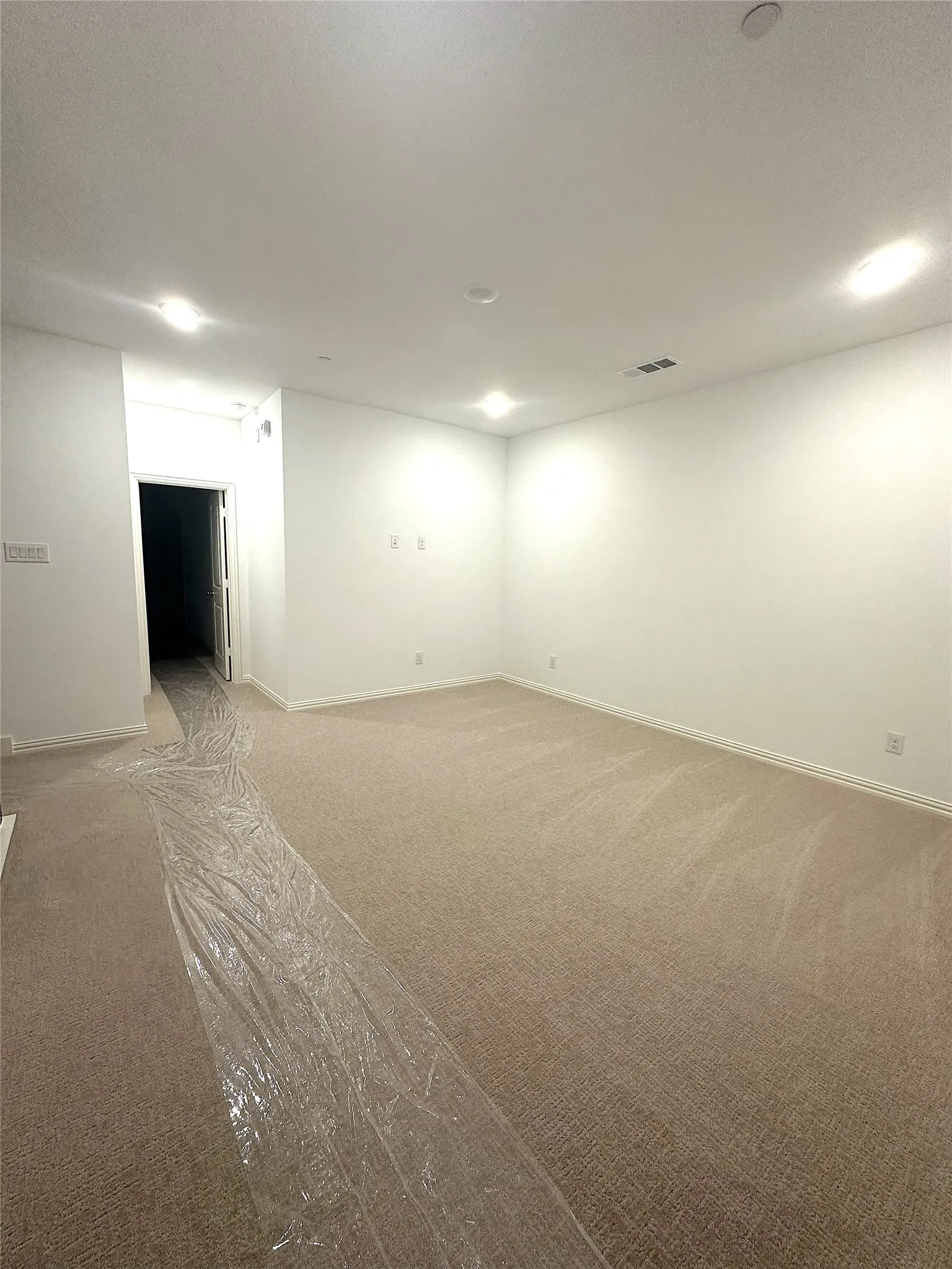Townhouse For Rent in Collin County , 8924 Scarp Hill Lane, Frisco, Texas 75035, 3 Bedroom, 3 Bathroom, 2 Garage spaces, 2,150 Sqft, built in 2025, mls#21394657, Real Estate Agent in Frisco, Homes For Rent in Collin county, Homes For Rent in Frisco, Realtor in Frisco Texas, Real Estate Brokerage Independent Realty Texas, Luminita Cordes Realtor