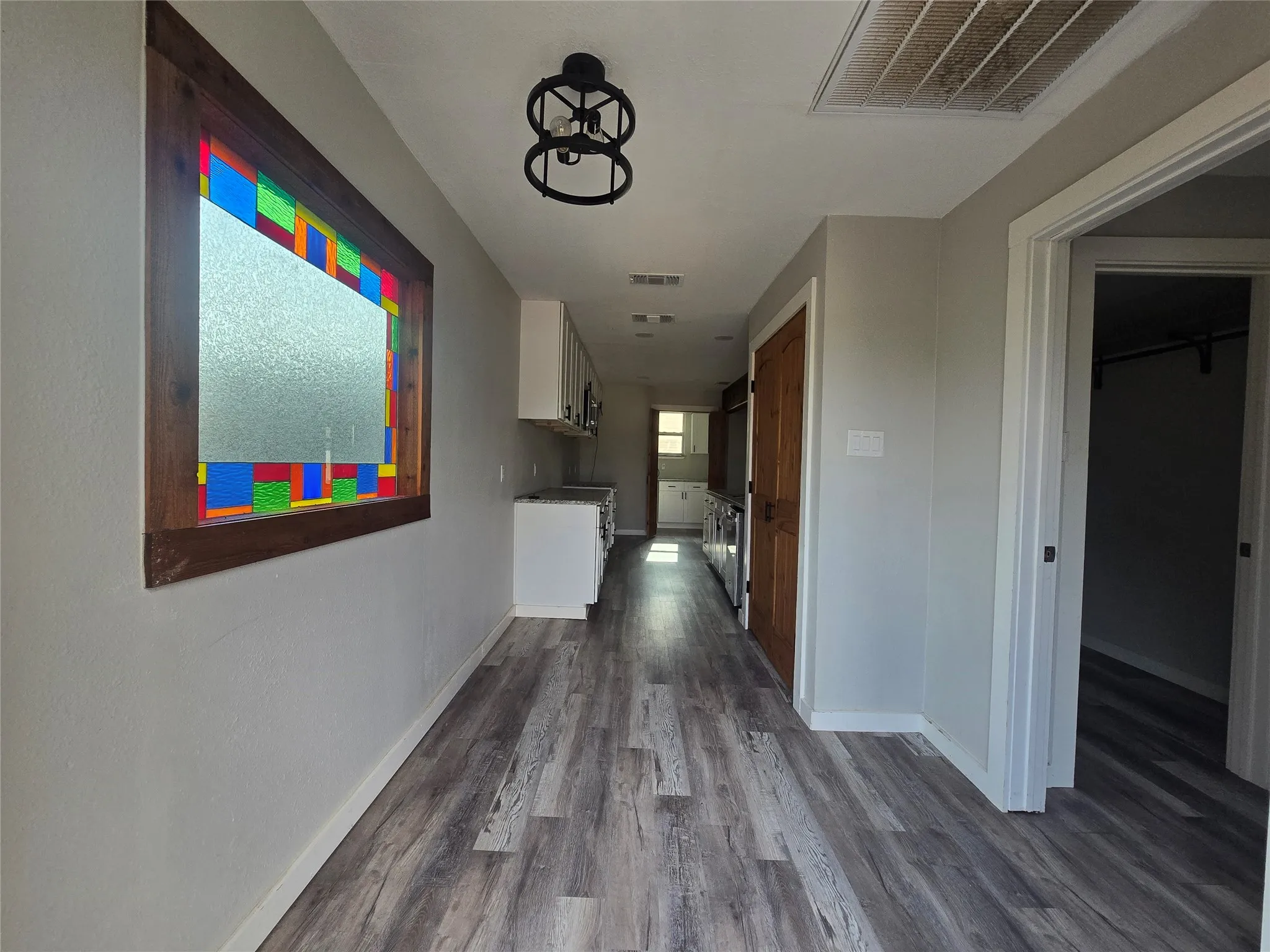 Single Family Residence For Sale in Eastland County , 507 S Ostrom Avenue, Eastland, Texas 76448, 3 Bedroom, 3 Bathroom, 2 Garage spaces, 2,336 Sqft, built in 1975, mls#21391794, Real Estate Agent in Eastland, Homes For Sale in Eastland county, Homes For Sale in Eastland, Realtor in Eastland Texas, Real Estate Brokerage Independent Realty Texas, Luminita Cordes Realtor