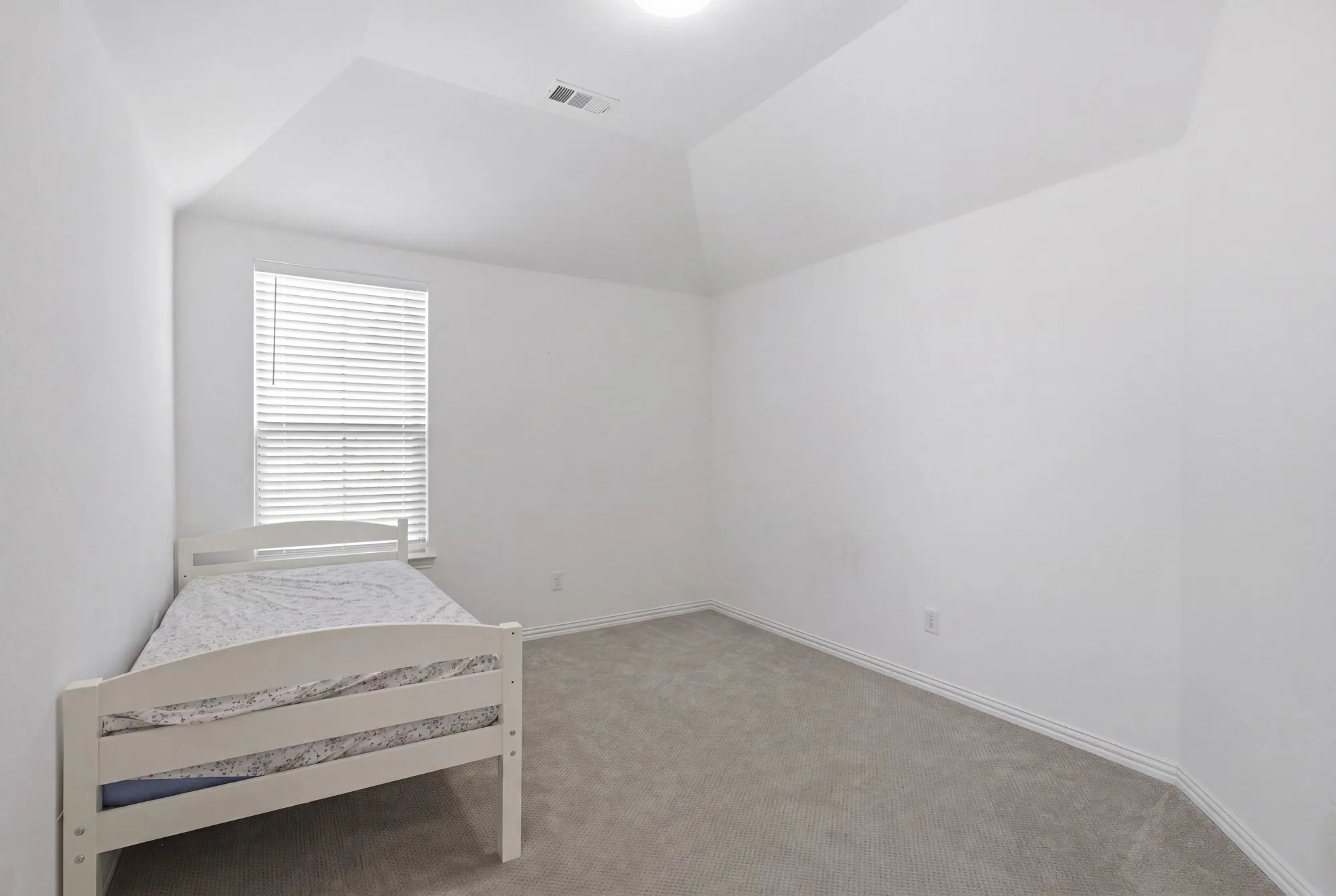 Single Family Residence For Rent in Collin County , 2602 Delta Drive, Melissa, Texas 75454, 5 Bedroom, 5 Bathroom, 3 Garage spaces, 3,969 Sqft, built in 2021, mls#21394662, Real Estate Agent in Melissa, Homes For Rent in Collin county, Homes For Rent in Melissa, Realtor in Melissa Texas, Real Estate Brokerage Independent Realty Texas, Luminita Cordes Realtor