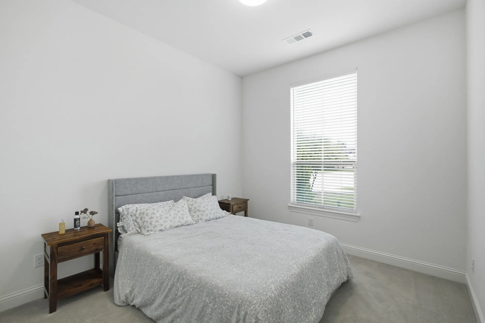 Single Family Residence For Rent in Collin County , 2602 Delta Drive, Melissa, Texas 75454, 5 Bedroom, 5 Bathroom, 3 Garage spaces, 3,969 Sqft, built in 2021, mls#21394662, Real Estate Agent in Melissa, Homes For Rent in Collin county, Homes For Rent in Melissa, Realtor in Melissa Texas, Real Estate Brokerage Independent Realty Texas, Luminita Cordes Realtor