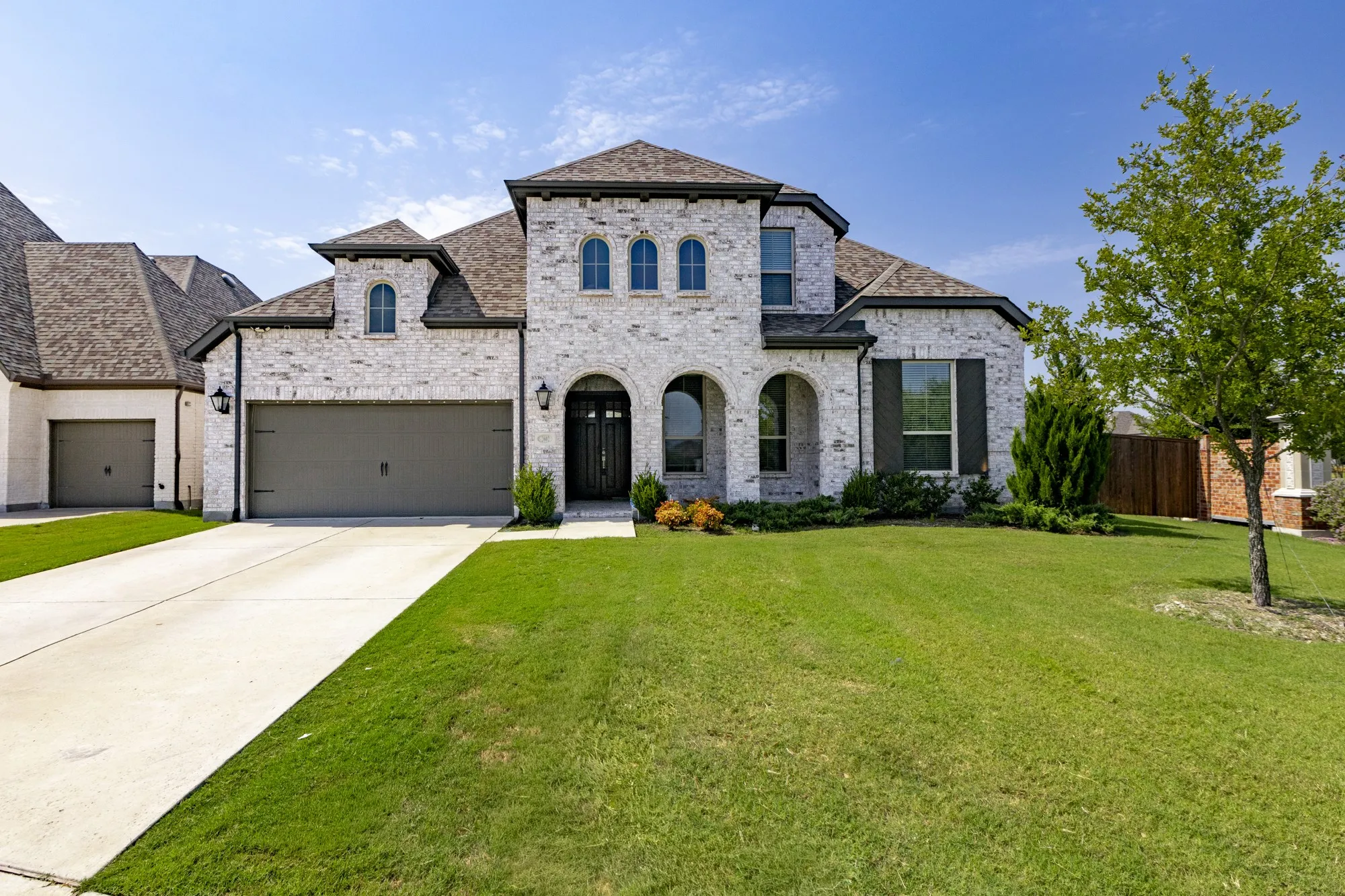 Single Family Residence For Rent