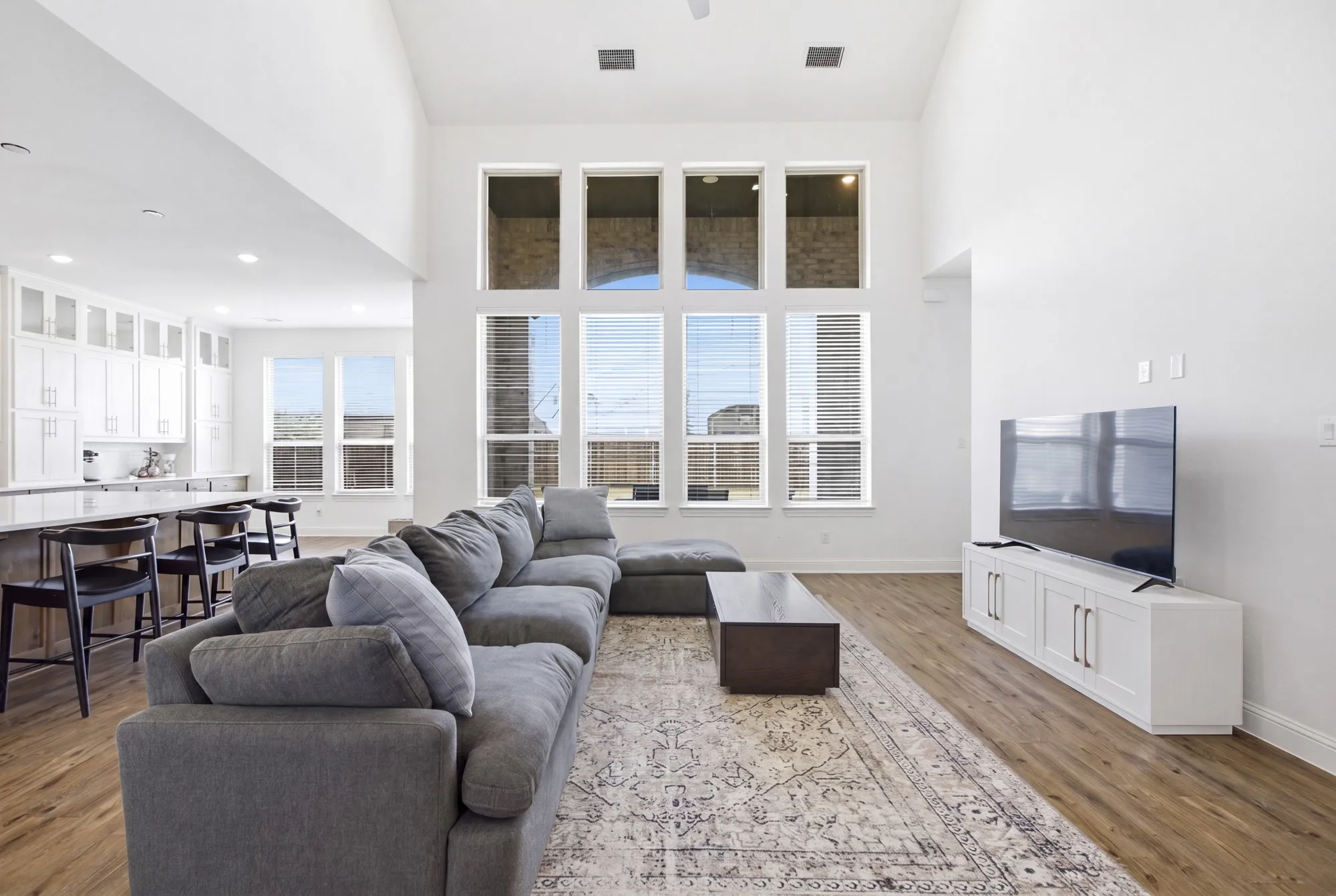 Single Family Residence For Rent in Collin County , 2602 Delta Drive, Melissa, Texas 75454, 5 Bedroom, 5 Bathroom, 3 Garage spaces, 3,969 Sqft, built in 2021, mls#21394662, Real Estate Agent in Melissa, Homes For Rent in Collin county, Homes For Rent in Melissa, Realtor in Melissa Texas, Real Estate Brokerage Independent Realty Texas, Luminita Cordes Realtor