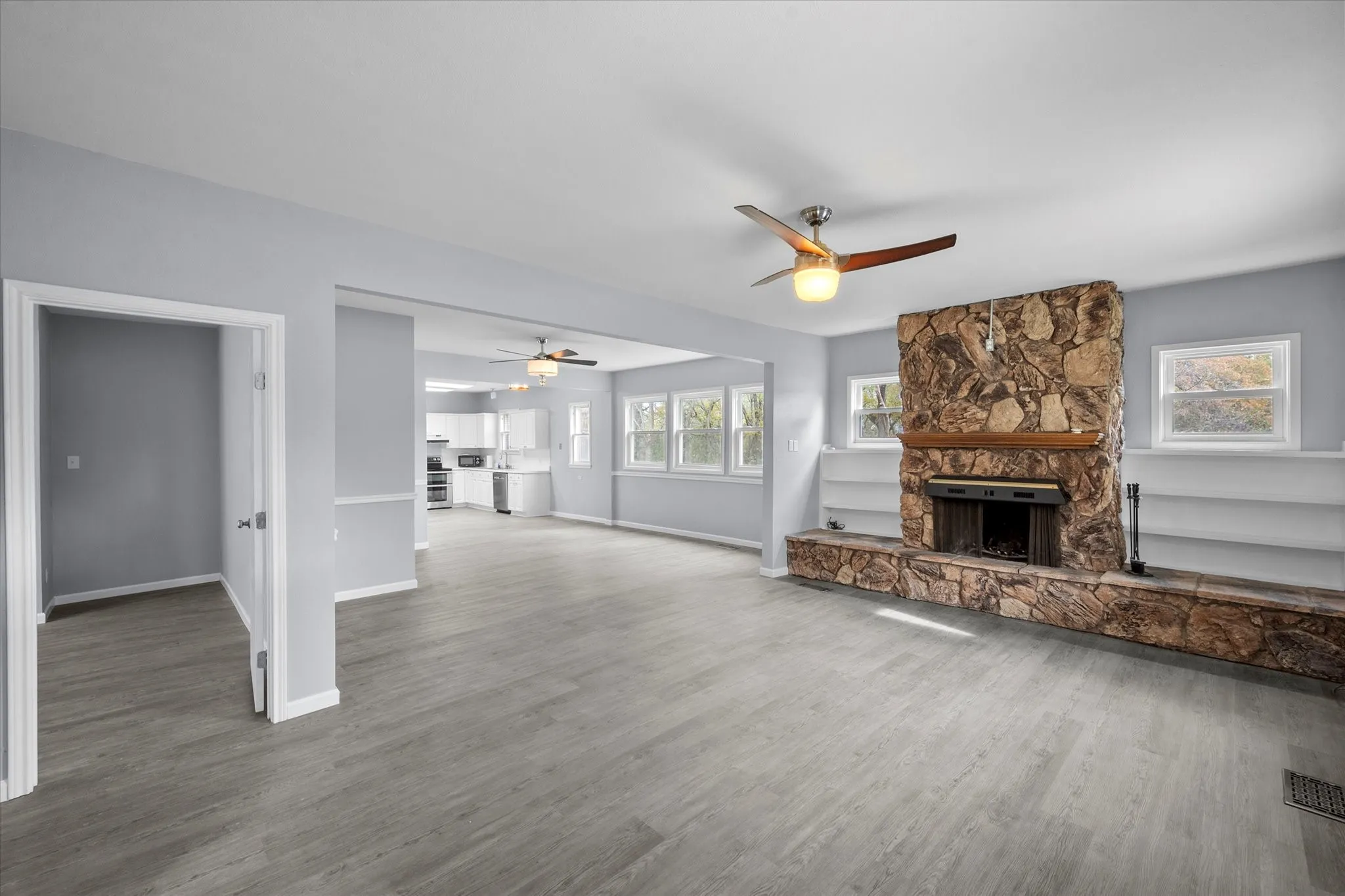 Single Family Residence For Sale in Tarrant County , 3815 Lucy Trimble Road, Burleson, Texas 76028, 5 Bedroom, 2 Bathroom, 3 Garage spaces, 2,724 Sqft, built in 1963, mls#21393247, Real Estate Agent in Burleson, Homes For Sale in Tarrant county, Homes For Sale in Burleson, Realtor in Burleson Texas, Real Estate Brokerage Independent Realty Texas, Luminita Cordes Realtor