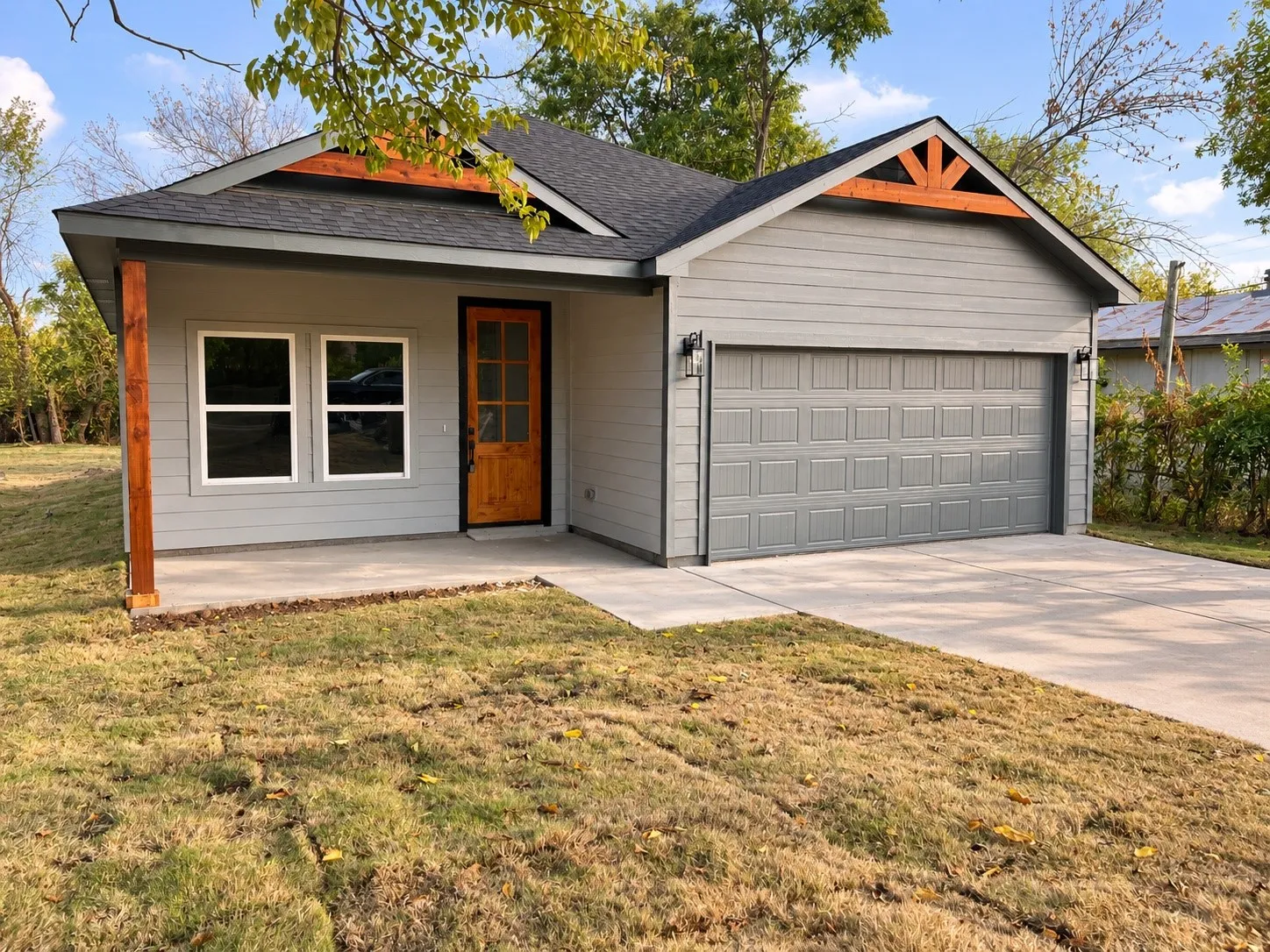 Single Family Residence For Sale in Johnson County , 907 Travis Avenue, Alvarado, Texas 76009, 3 Bedroom, 2 Bathroom, 2 Garage spaces, 1,340 Sqft, built in 2026, mls#21390168, Real Estate Agent in Alvarado, Homes For Sale in Johnson county, Homes For Sale in Alvarado, Realtor in Alvarado Texas, Real Estate Brokerage Independent Realty Texas, Luminita Cordes Realtor