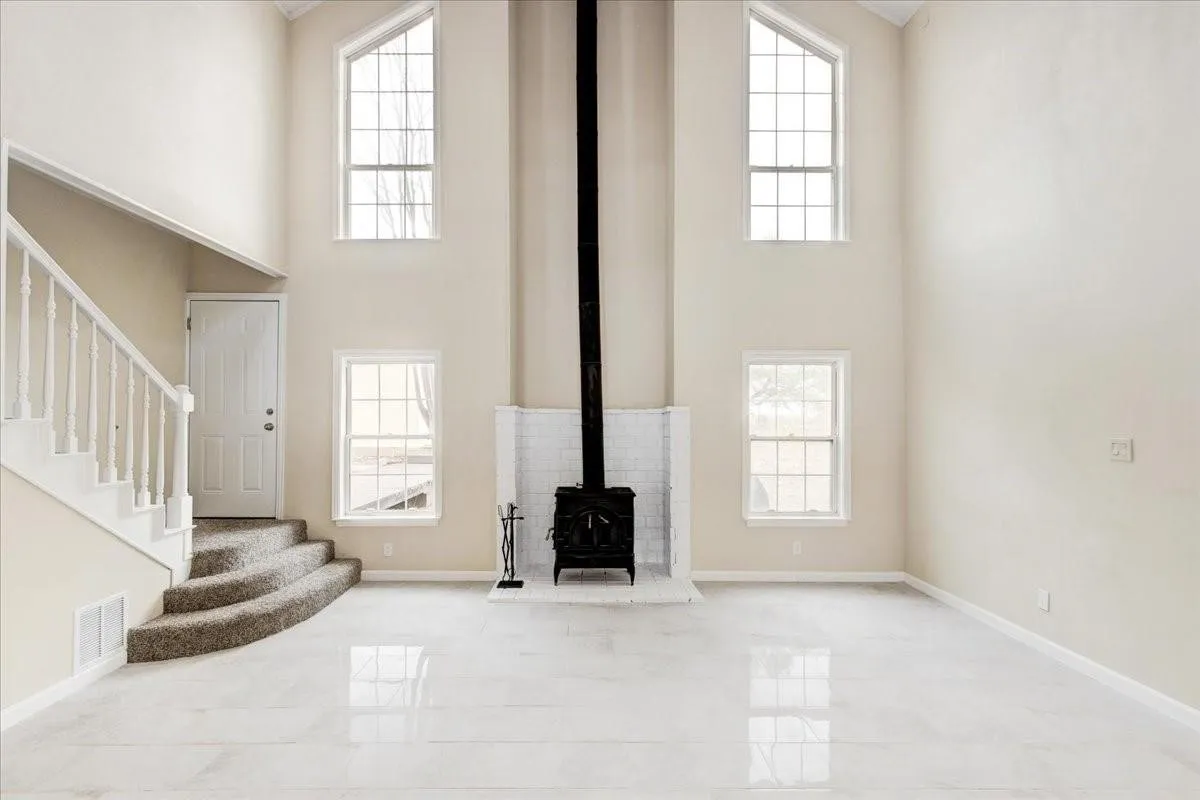 Single Family Residence For Rent in Collin County , 13632 Fm 981, Blue Ridge, Texas 75424, 4 Bedroom, 4 Bathroom, 2 Garage spaces, 3,558 Sqft, built in 1986, mls#21394668, Real Estate Agent in Blue Ridge, Homes For Rent in Collin county, Homes For Rent in Blue Ridge, Realtor in Blue Ridge Texas, Real Estate Brokerage Independent Realty Texas, Luminita Cordes Realtor