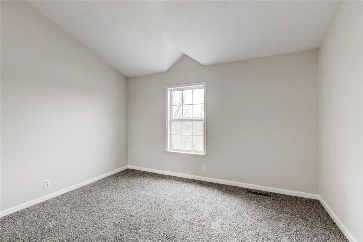 Single Family Residence For Rent in Collin County , 13632 Fm 981, Blue Ridge, Texas 75424, 4 Bedroom, 4 Bathroom, 2 Garage spaces, 3,558 Sqft, built in 1986, mls#21394668, Real Estate Agent in Blue Ridge, Homes For Rent in Collin county, Homes For Rent in Blue Ridge, Realtor in Blue Ridge Texas, Real Estate Brokerage Independent Realty Texas, Luminita Cordes Realtor