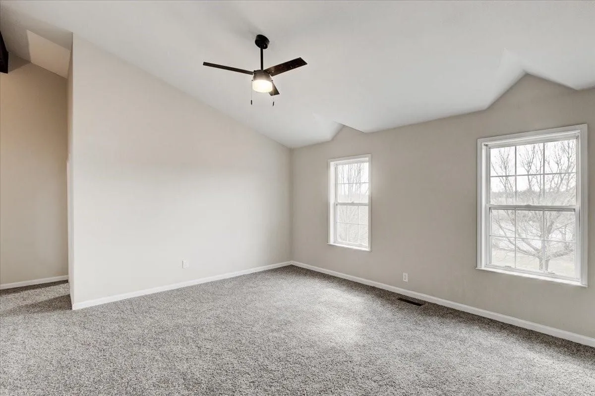 Single Family Residence For Rent in Collin County , 13632 Fm 981, Blue Ridge, Texas 75424, 4 Bedroom, 4 Bathroom, 2 Garage spaces, 3,558 Sqft, built in 1986, mls#21394668, Real Estate Agent in Blue Ridge, Homes For Rent in Collin county, Homes For Rent in Blue Ridge, Realtor in Blue Ridge Texas, Real Estate Brokerage Independent Realty Texas, Luminita Cordes Realtor