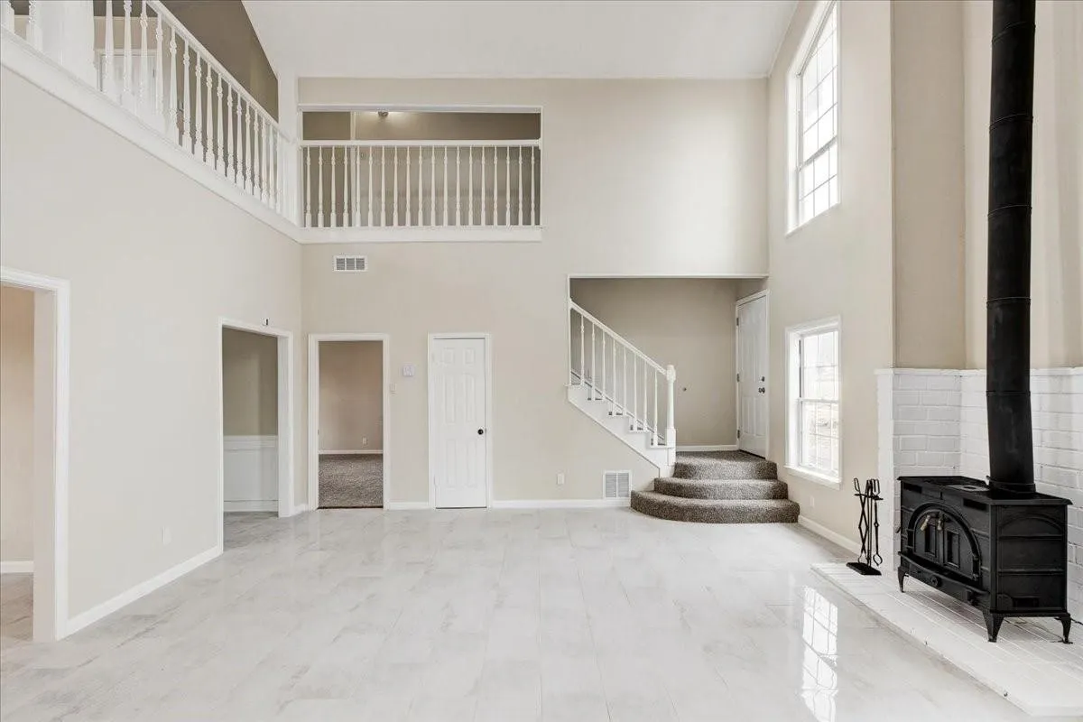 Single Family Residence For Rent in Collin County , 13632 Fm 981, Blue Ridge, Texas 75424, 4 Bedroom, 4 Bathroom, 2 Garage spaces, 3,558 Sqft, built in 1986, mls#21394668, Real Estate Agent in Blue Ridge, Homes For Rent in Collin county, Homes For Rent in Blue Ridge, Realtor in Blue Ridge Texas, Real Estate Brokerage Independent Realty Texas, Luminita Cordes Realtor