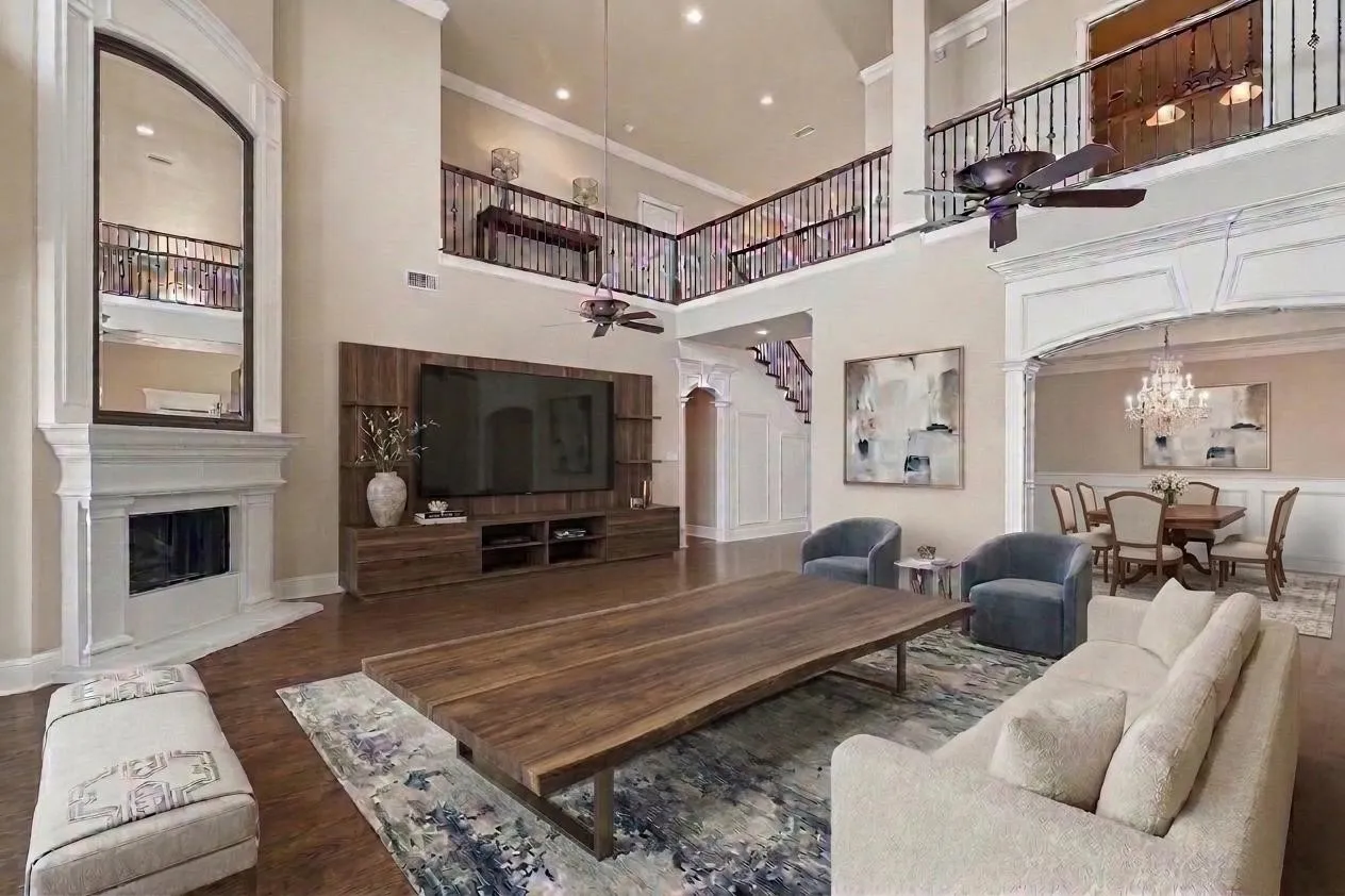 Virtually staged with AI.