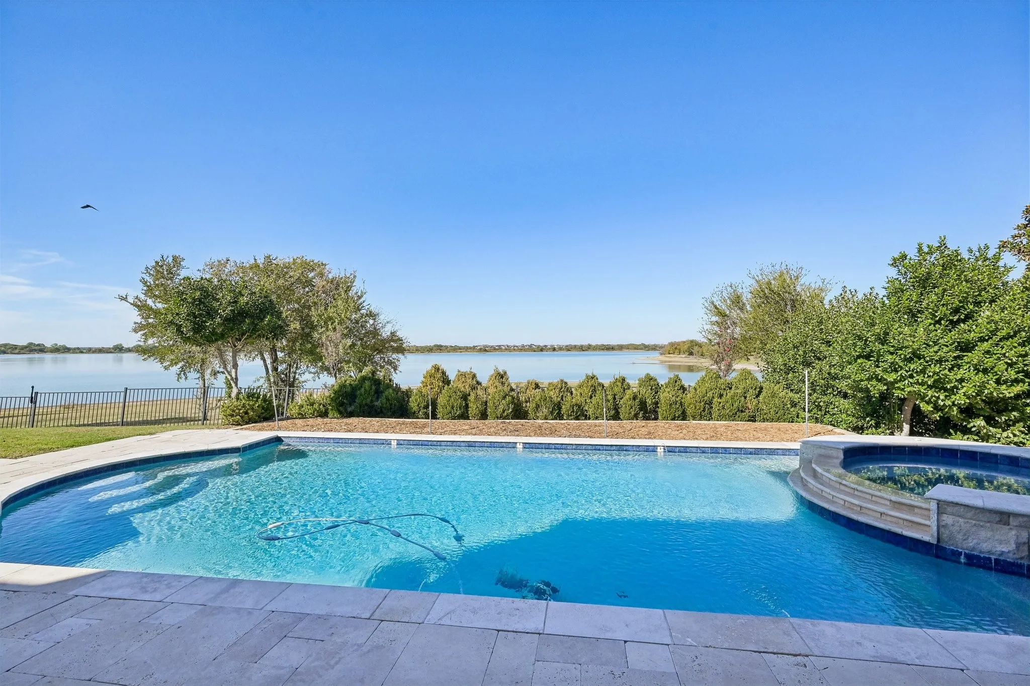 Single Family Residence For Sale in Denton County , 536 Longshore Drive, Little Elm, Texas 75068, 3 Bedroom, 4 Bathroom, 4 Garage spaces, 4,064 Sqft, built in 2013, mls#21394098, Real Estate Agent in Little Elm, Homes For Sale in Denton county, Homes For Sale in Little Elm, Realtor in Little Elm Texas, Real Estate Brokerage Independent Realty Texas, Luminita Cordes Realtor