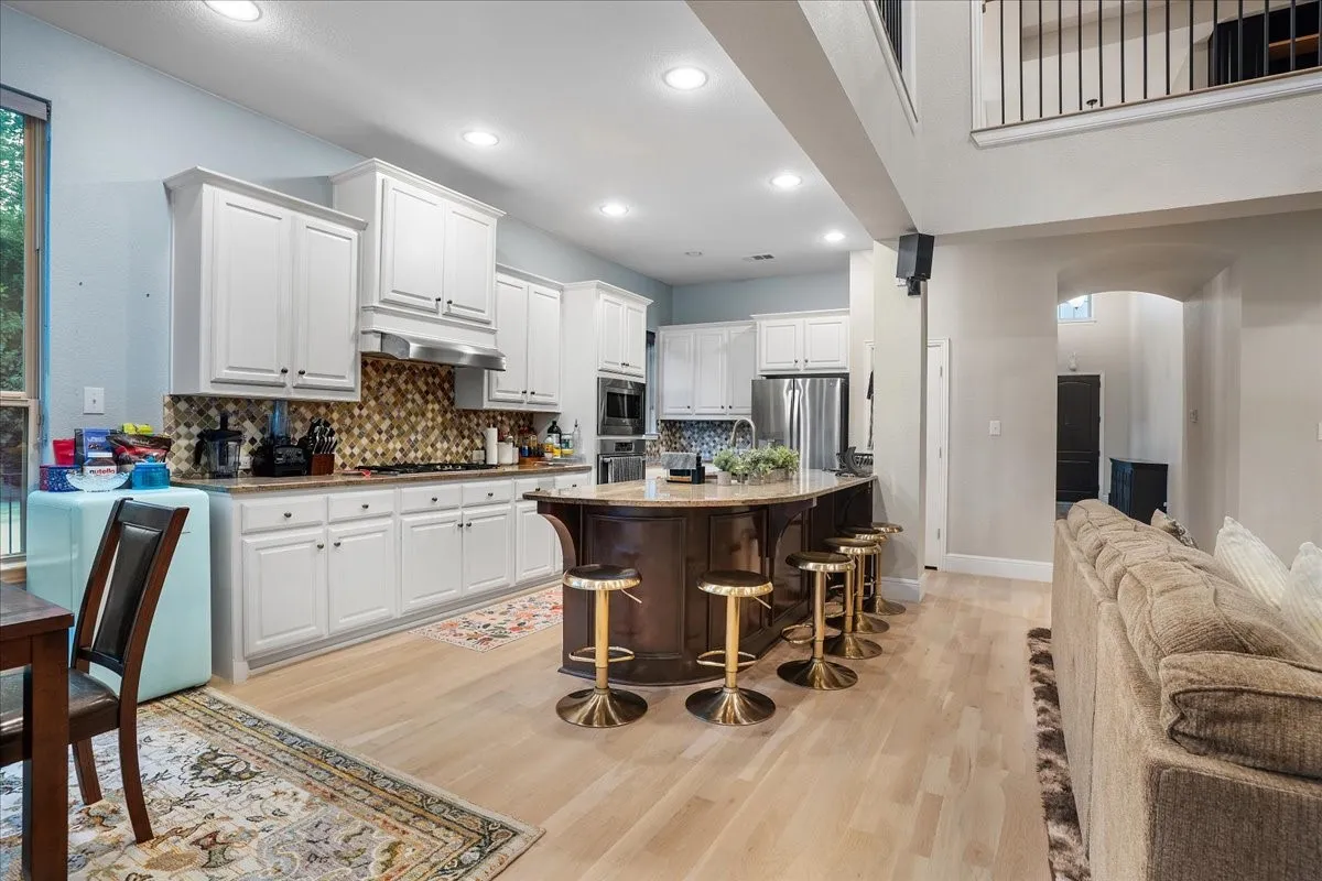 Single Family Residence For Rent in Collin County , 5621 Fringetree Drive, Mc Kinney, Texas 75071, 5 Bedroom, 4 Bathroom, 2 Garage spaces, 3,335 Sqft, built in 2015, mls#21394677, Real Estate Agent in Mc Kinney, Homes For Rent in Collin county, Homes For Rent in Mc Kinney, Realtor in Mc Kinney Texas, Real Estate Brokerage Independent Realty Texas, Luminita Cordes Realtor