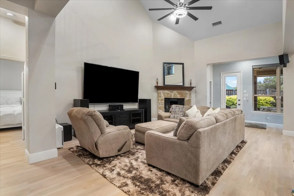 Single Family Residence For Rent in Collin County , 5621 Fringetree Drive, Mc Kinney, Texas 75071, 5 Bedroom, 4 Bathroom, 2 Garage spaces, 3,335 Sqft, built in 2015, mls#21394677, Real Estate Agent in Mc Kinney, Homes For Rent in Collin county, Homes For Rent in Mc Kinney, Realtor in Mc Kinney Texas, Real Estate Brokerage Independent Realty Texas, Luminita Cordes Realtor